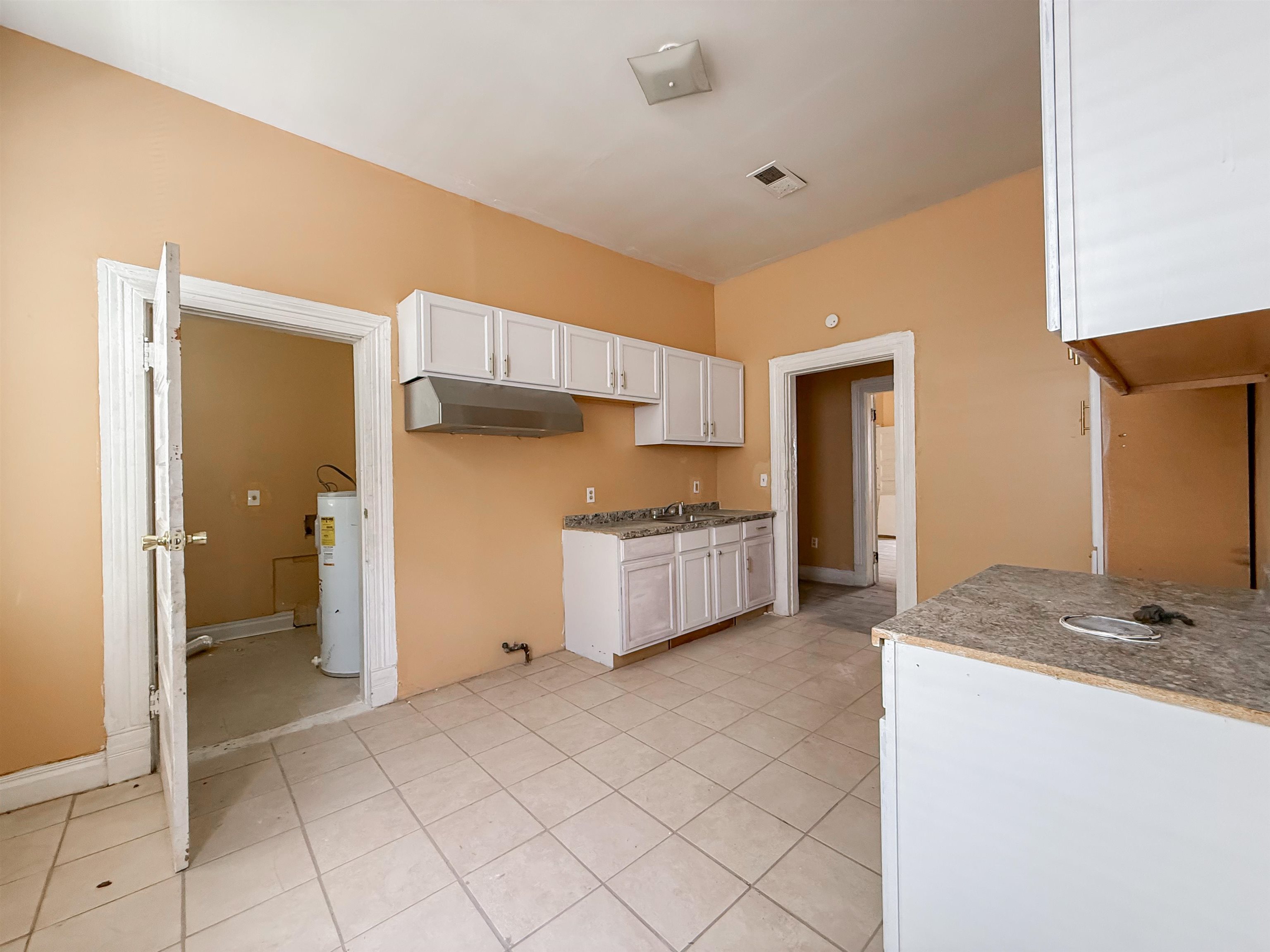 222 Leath St Property Photo 23