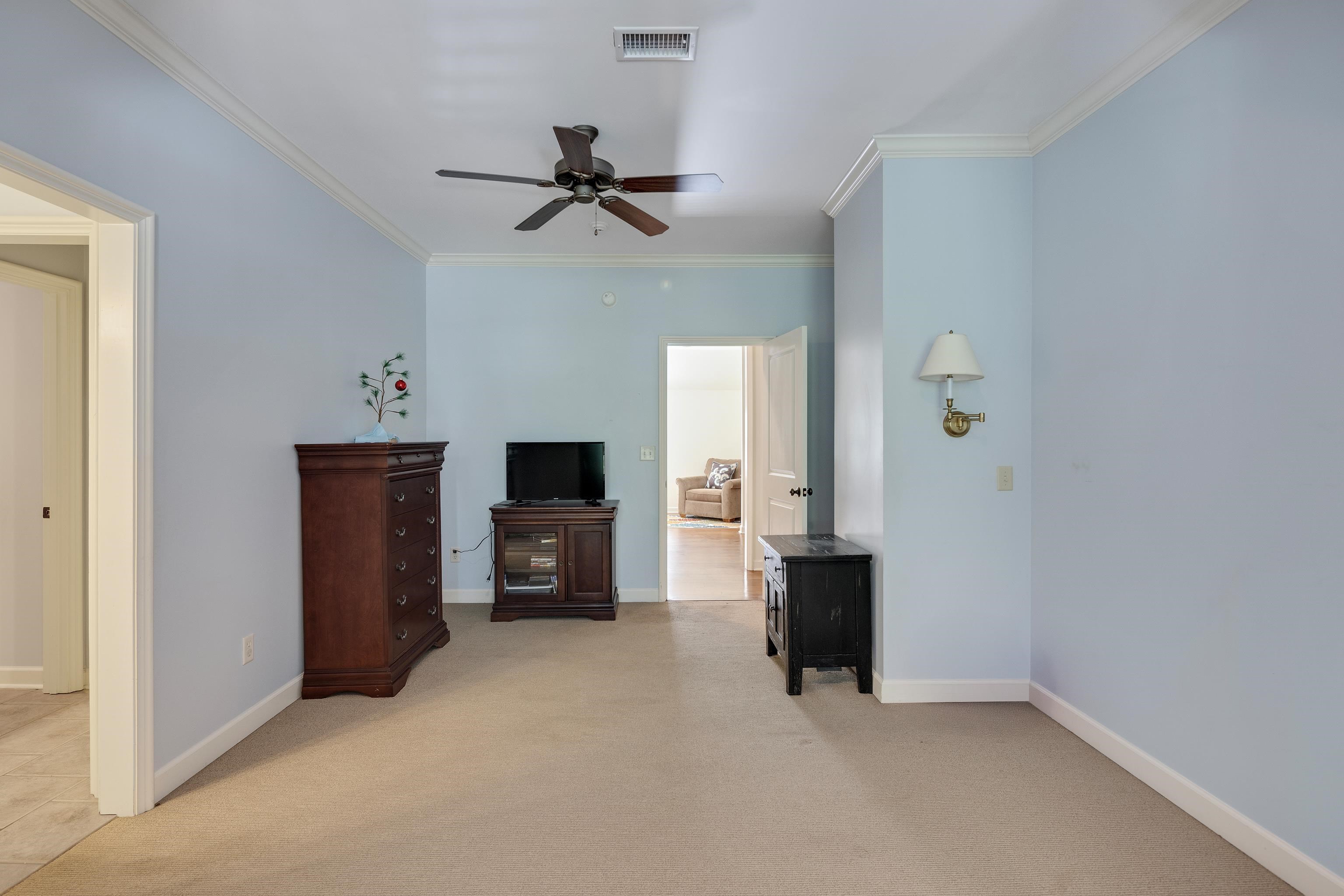 2329 Edgewood Park Cv Property Photo 24