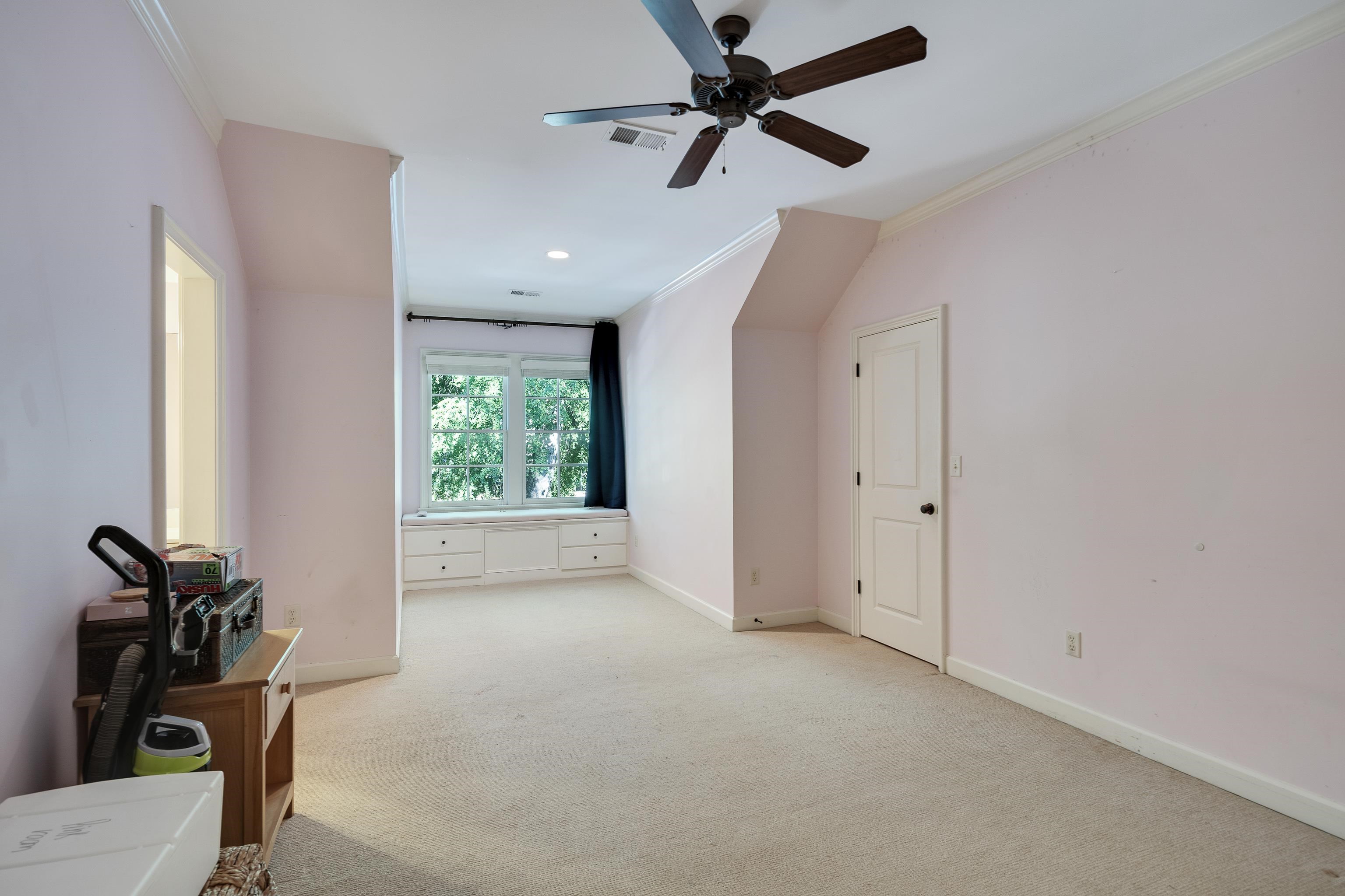 2329 Edgewood Park Cv Property Photo 27