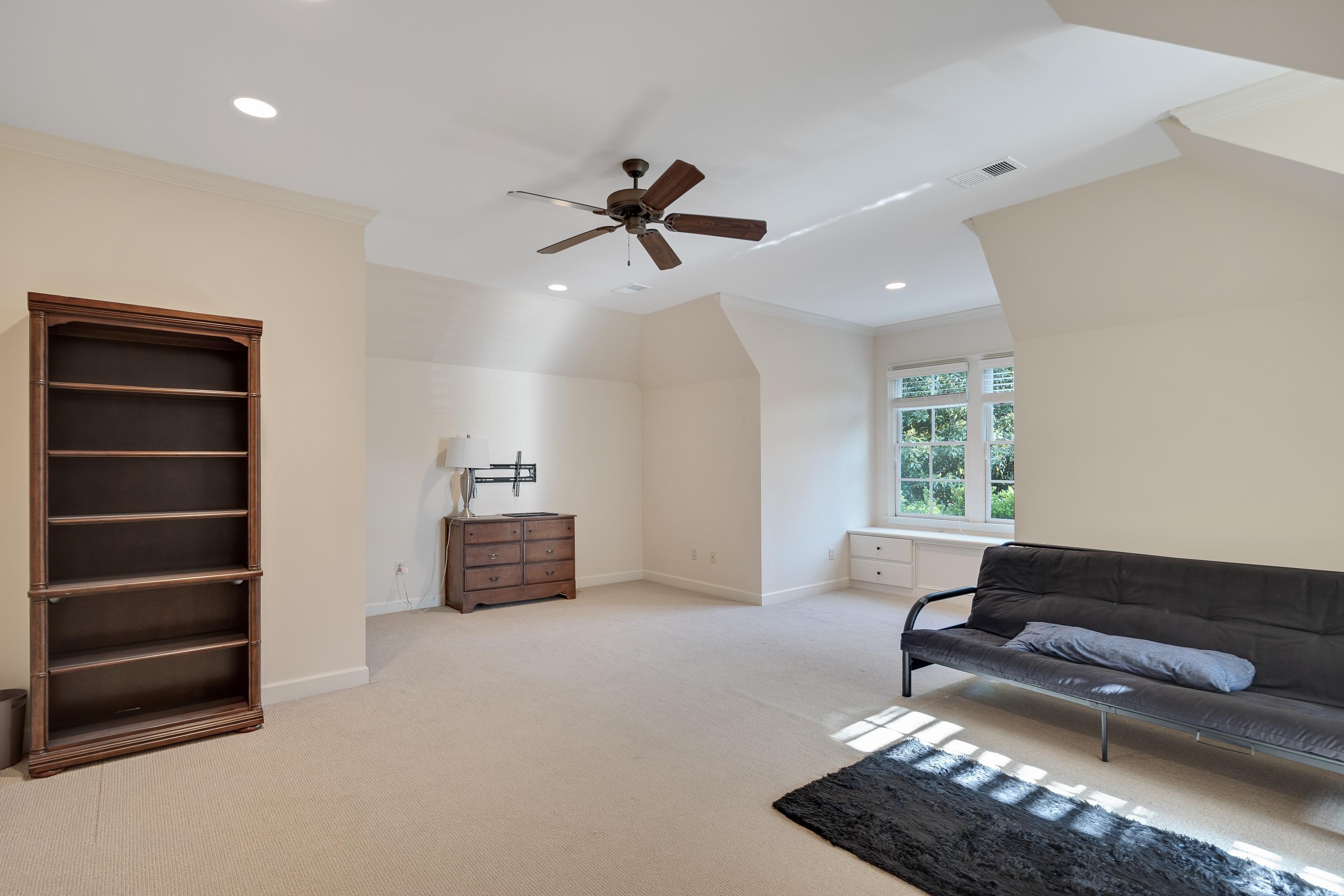2329 Edgewood Park Cv Property Photo 28