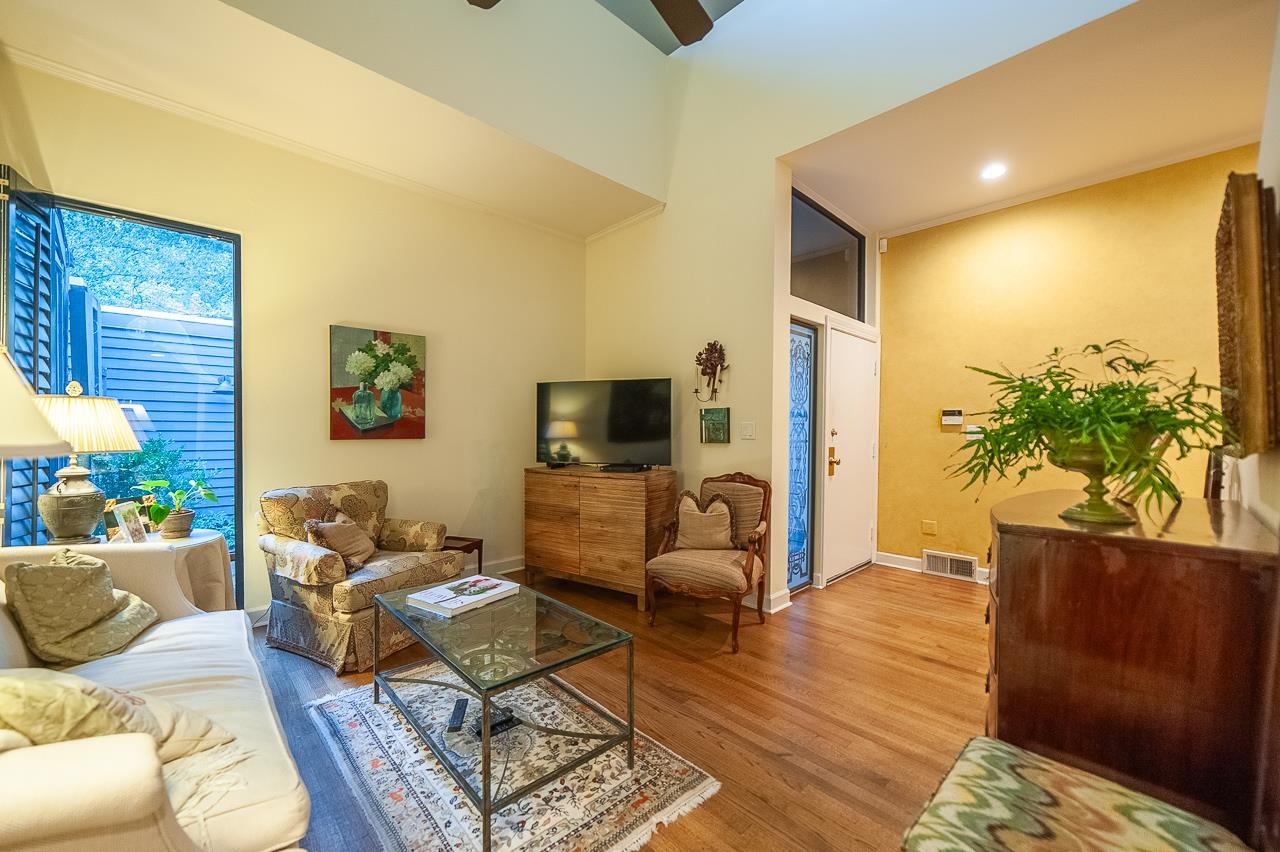 728 Eventide Dr 728 Property Photo 4