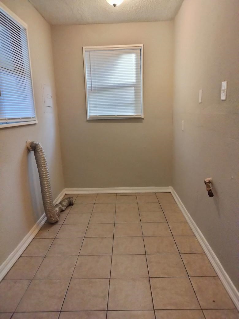 2797 Montague Ave Property Photo 26