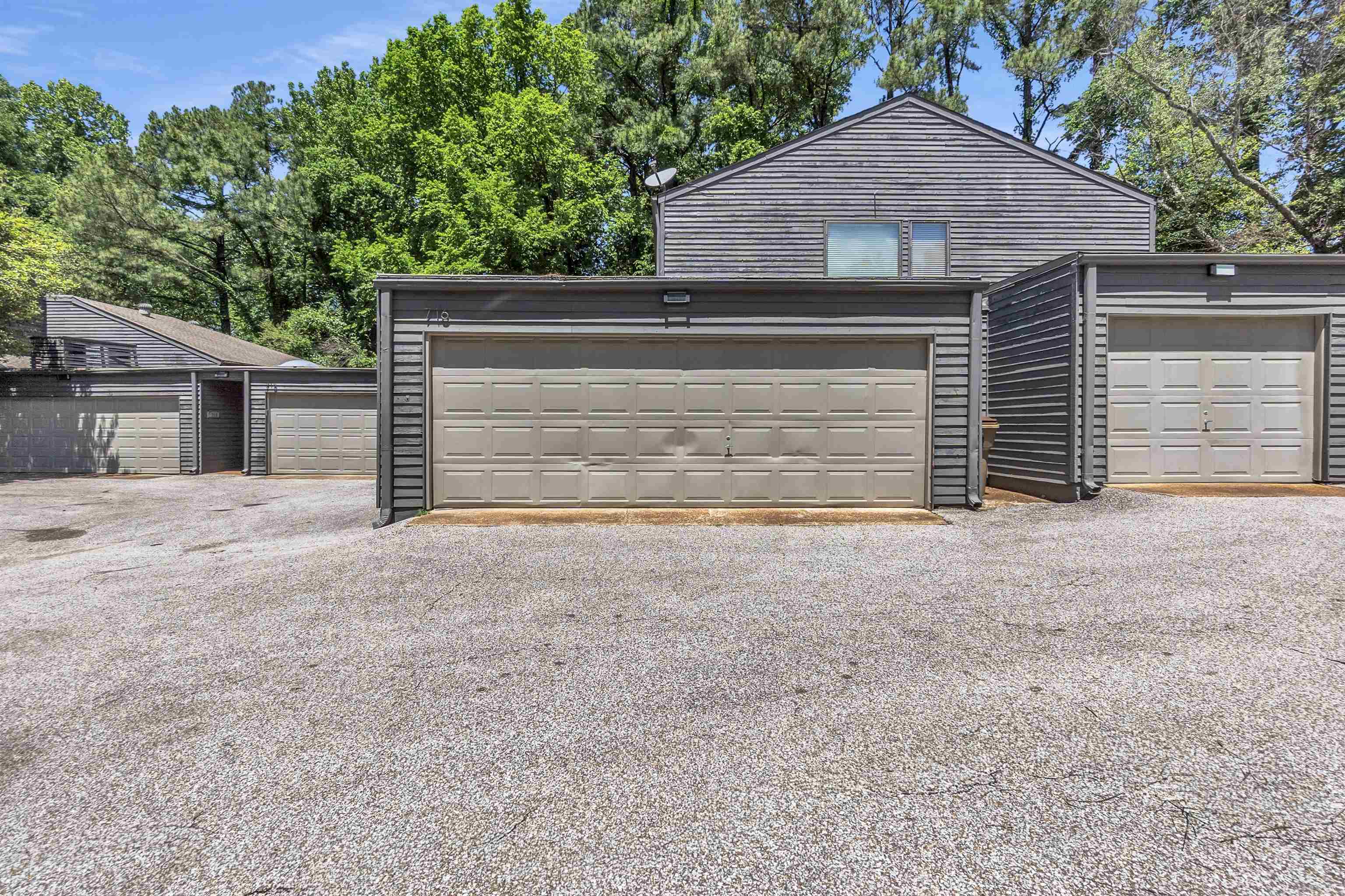 716 Eventide Dr 716 Property Photo 2