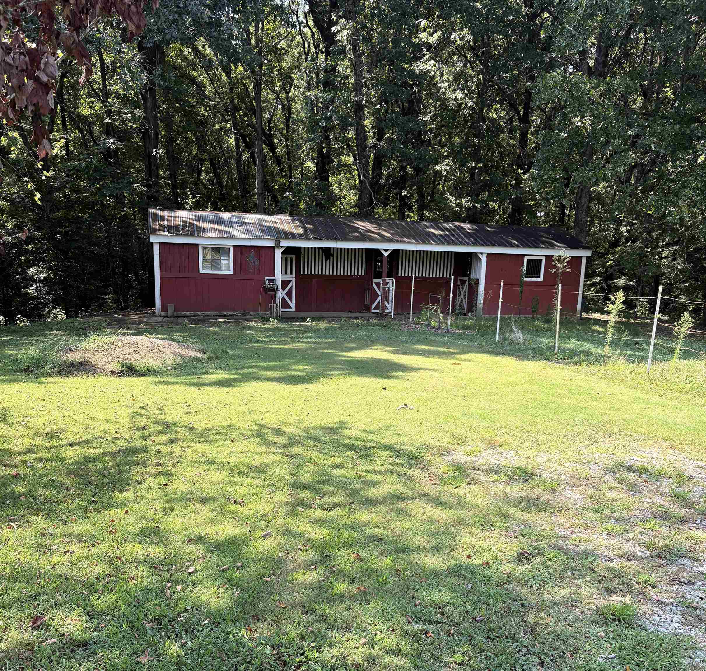 1660 Railroad Dr Property Photo 30