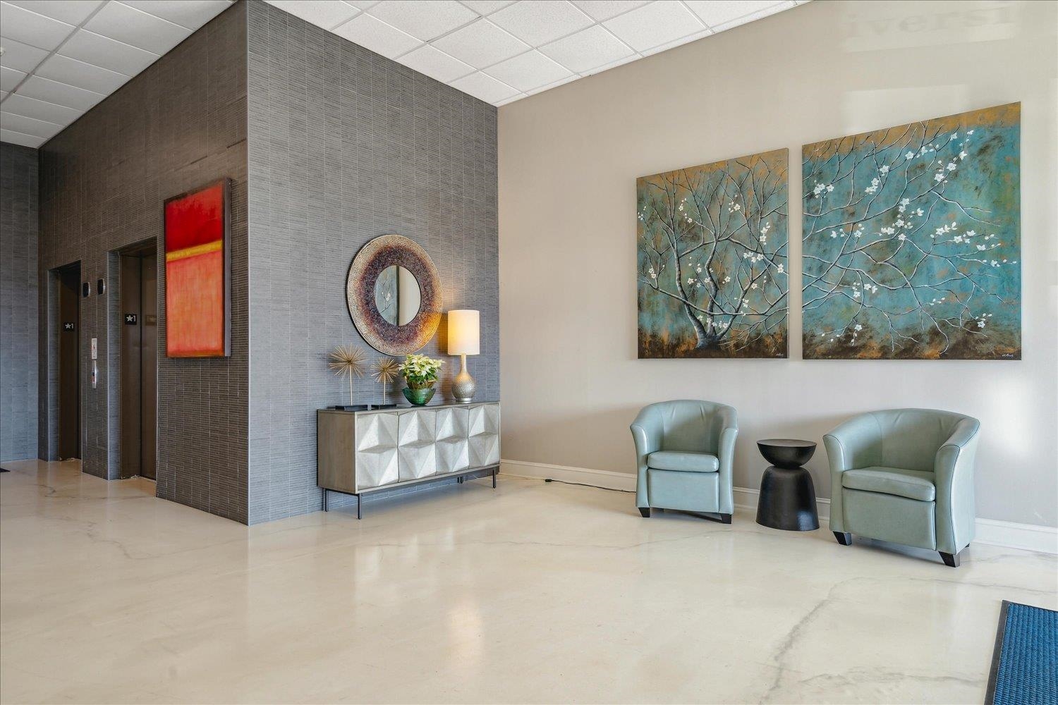 648 S Riverside Dr 411 Property Photo 19