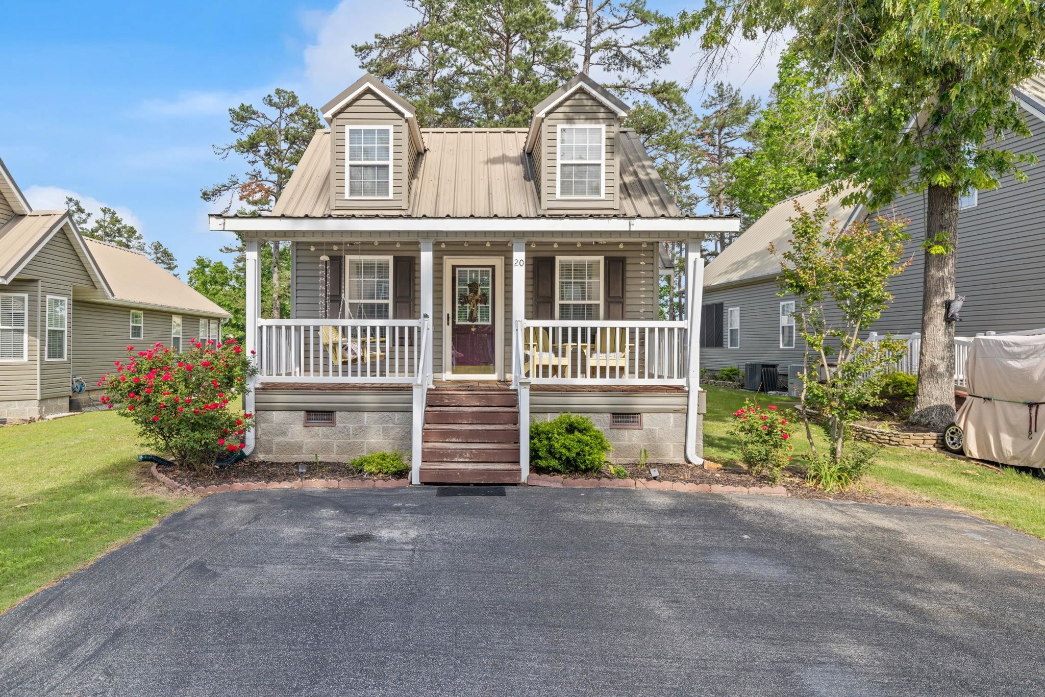 20 TAMARA TRL Property Photo 1