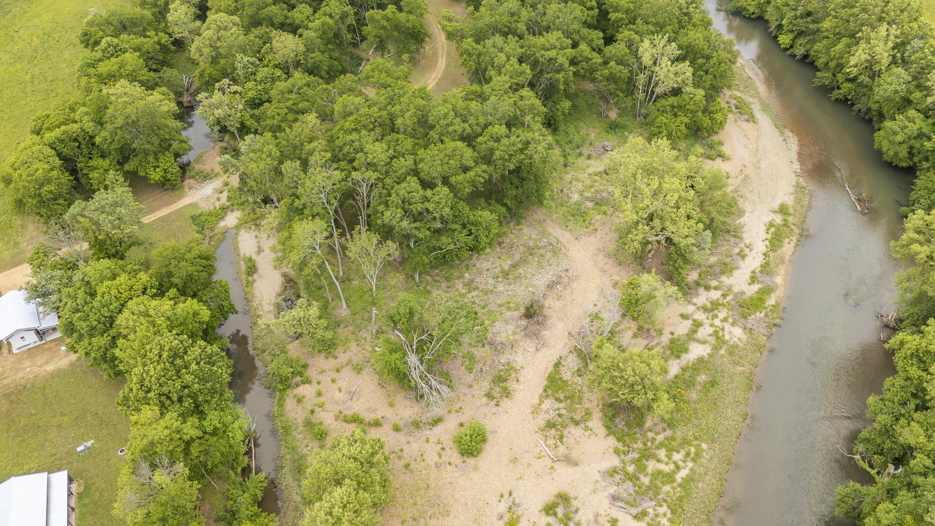 Buffalo River Rd Property Photo 40