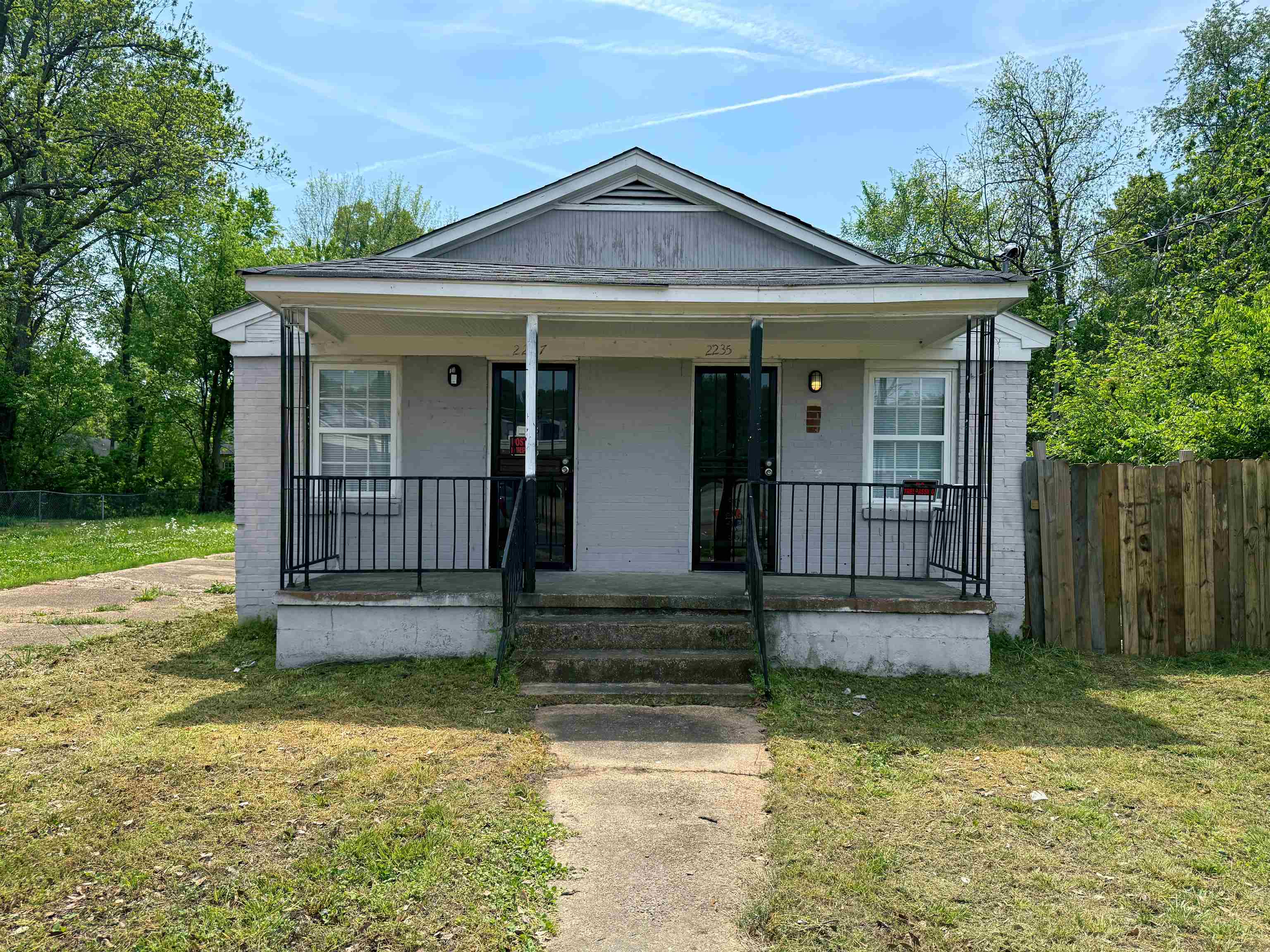 2235 Shannon Ave Property Photo 17