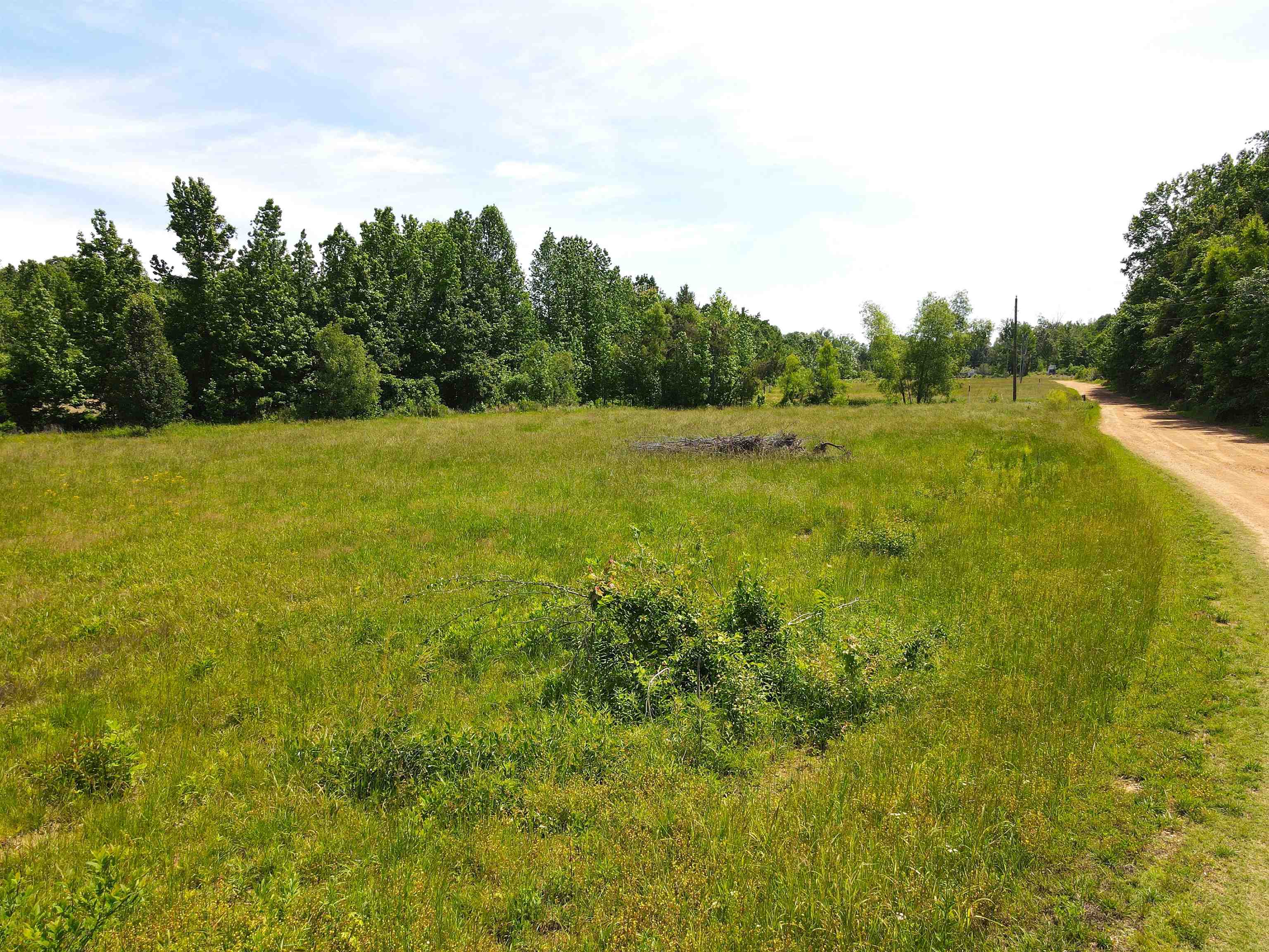 Charles Ward Way Property Photo 1