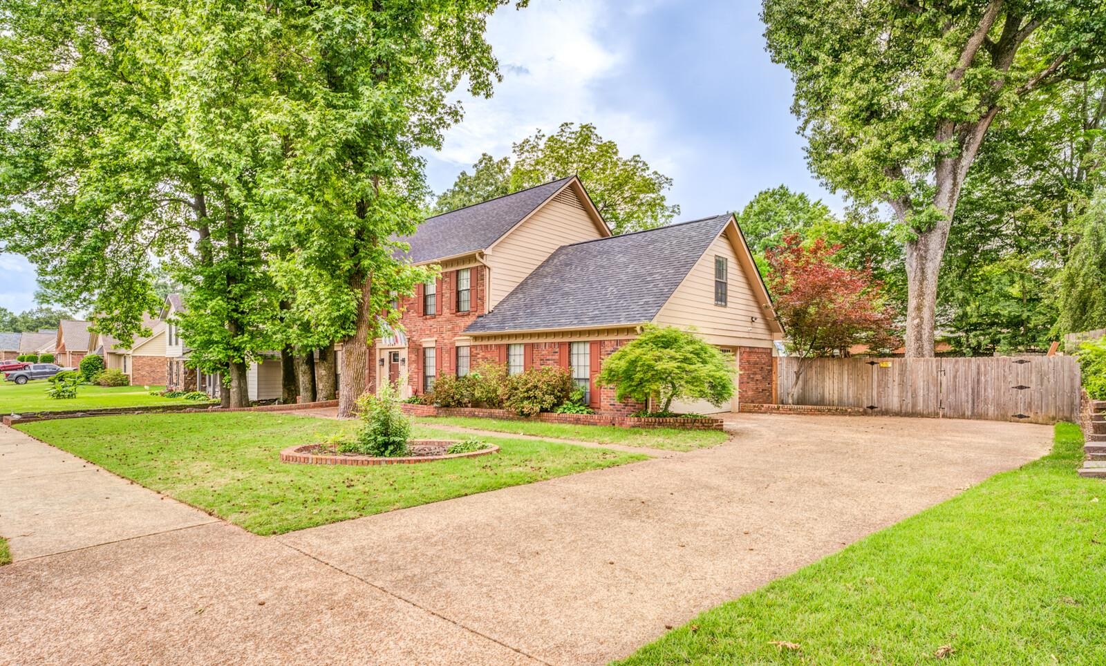 3769 OAK FOREST DR Property Photo 1