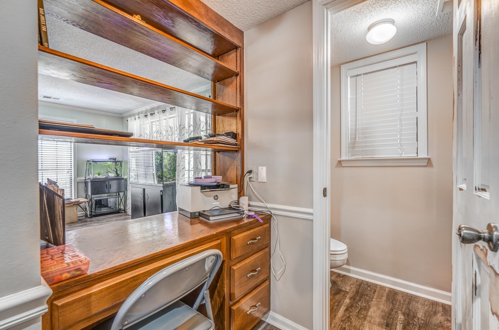 3769 Oak Forest Dr Property Photo 7