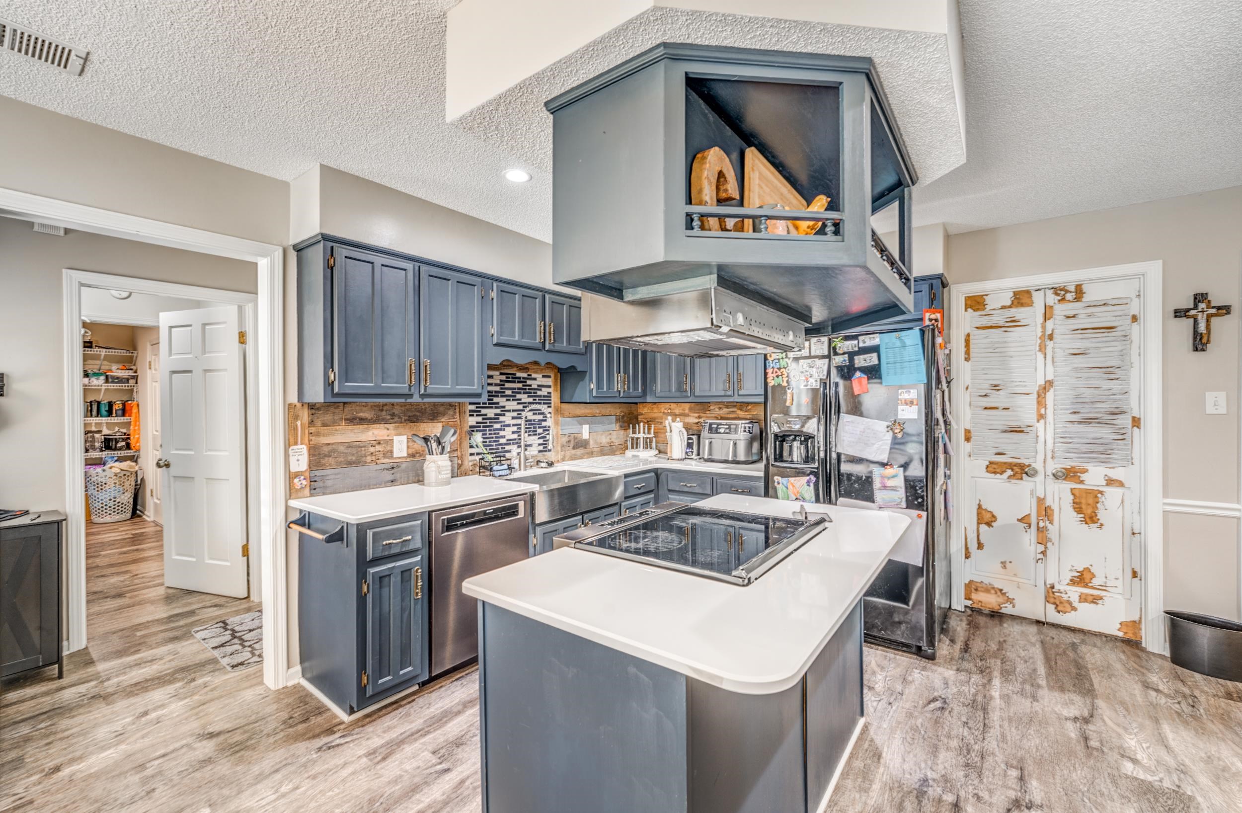 3769 Oak Forest Dr Property Photo 11