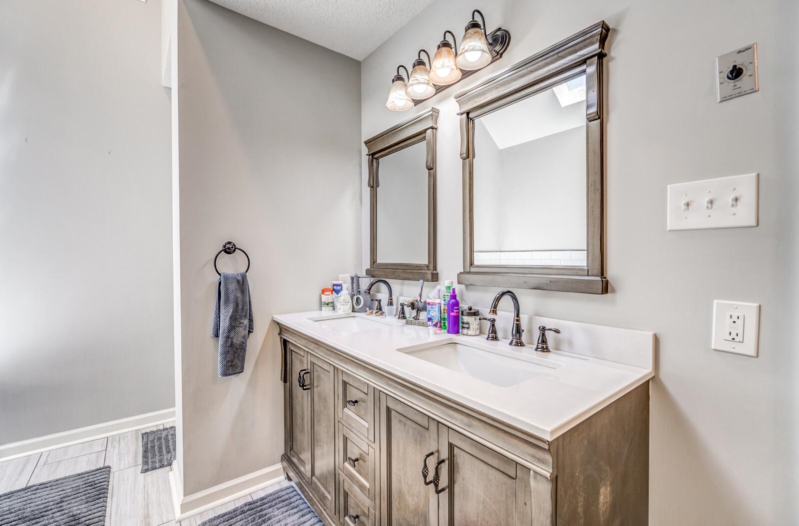 3769 Oak Forest Dr Property Photo 21