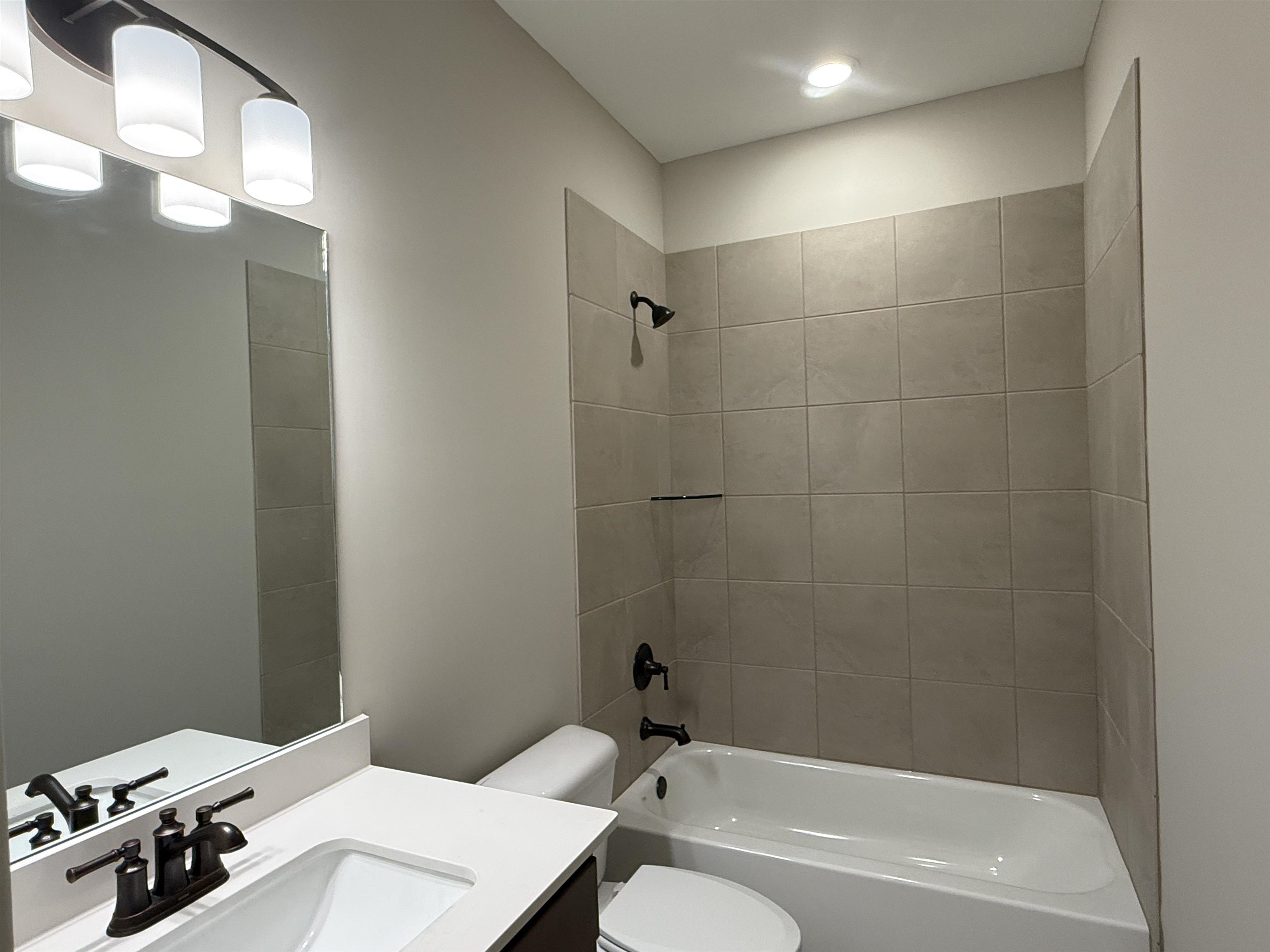 115 Ridgefield Dr Property Photo 11