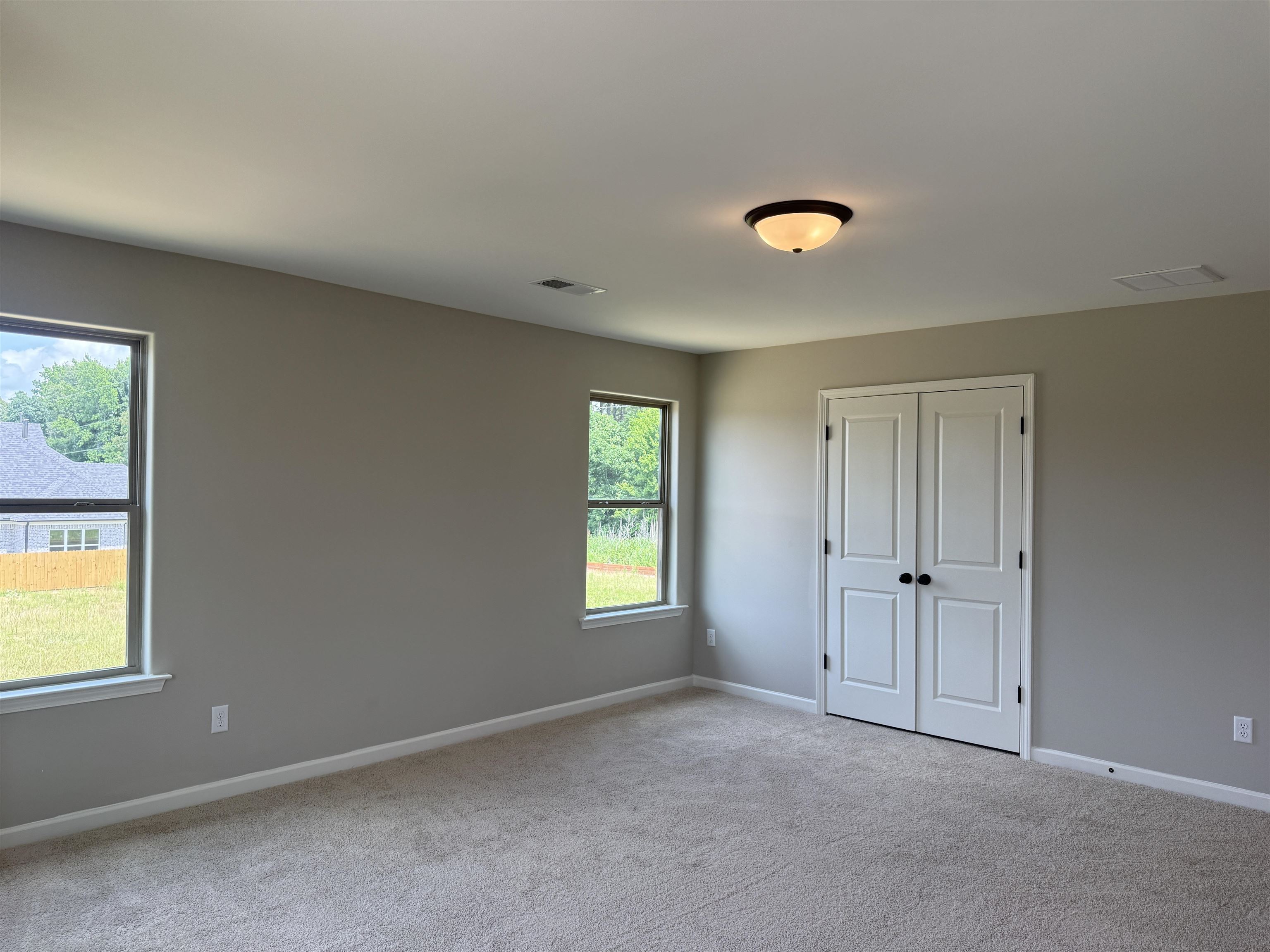 115 Ridgefield Dr Property Photo 15