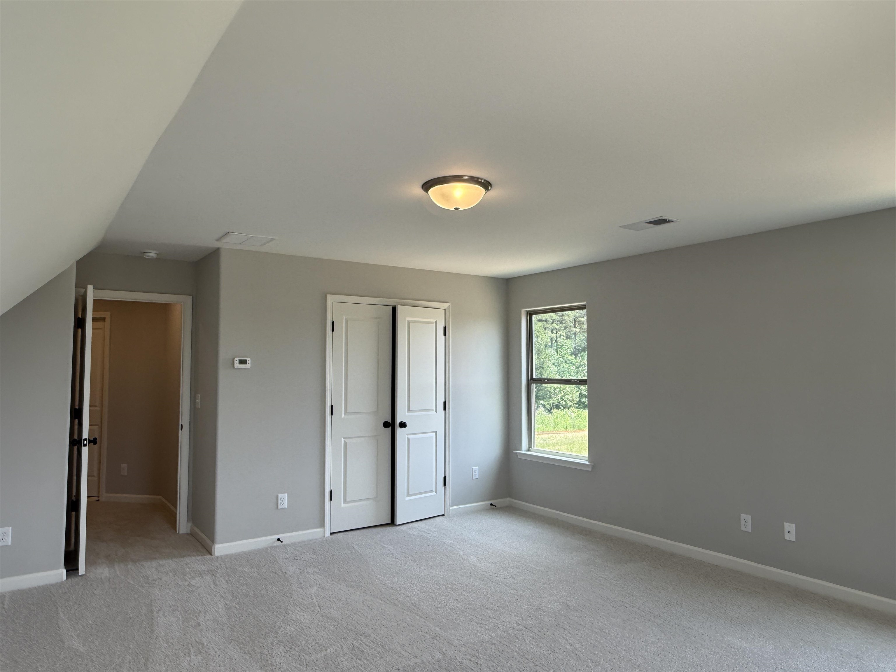 195 Ridgefield Dr Property Photo 23
