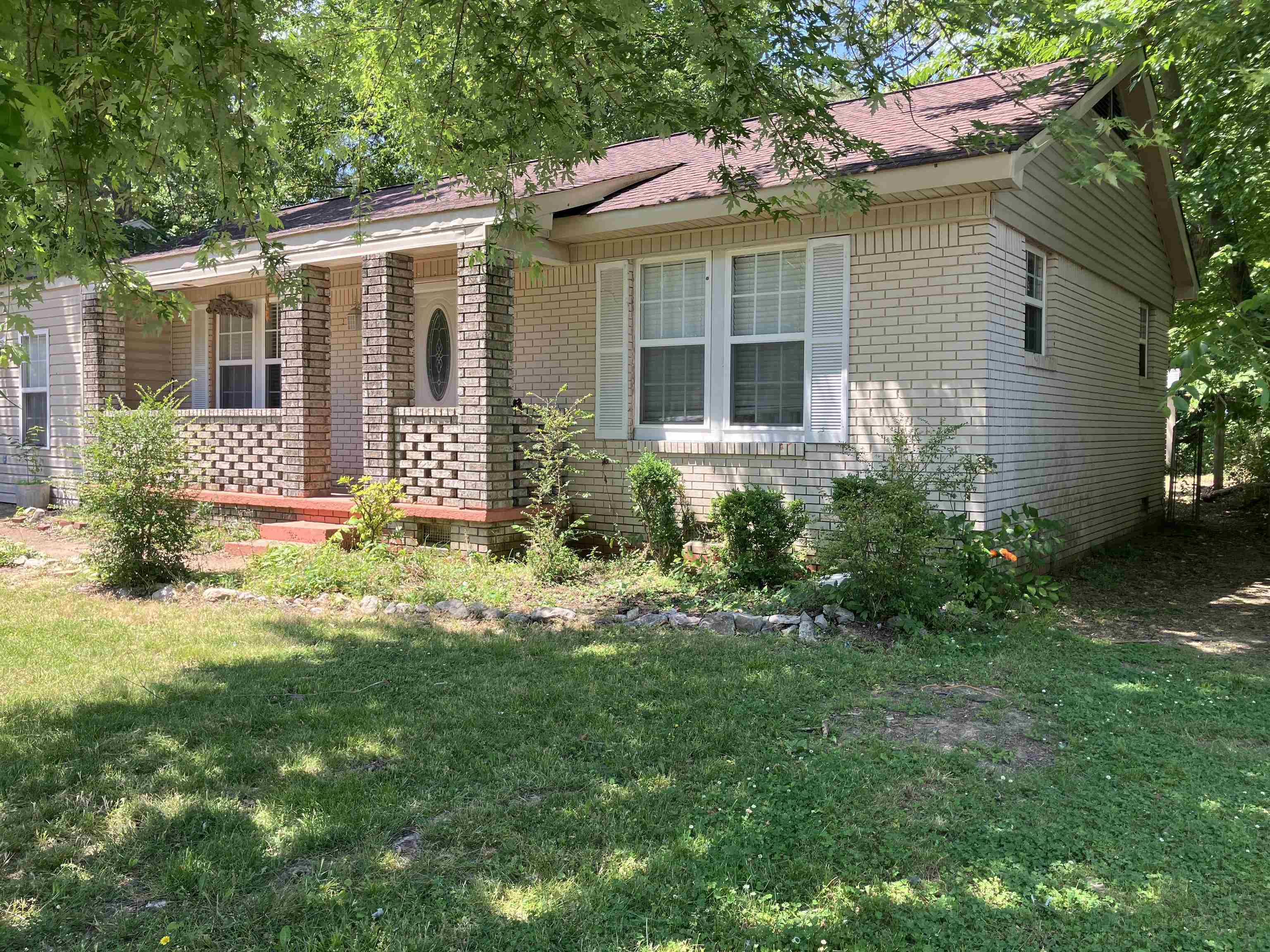 1112 Edgewood Ave Property Photo 3