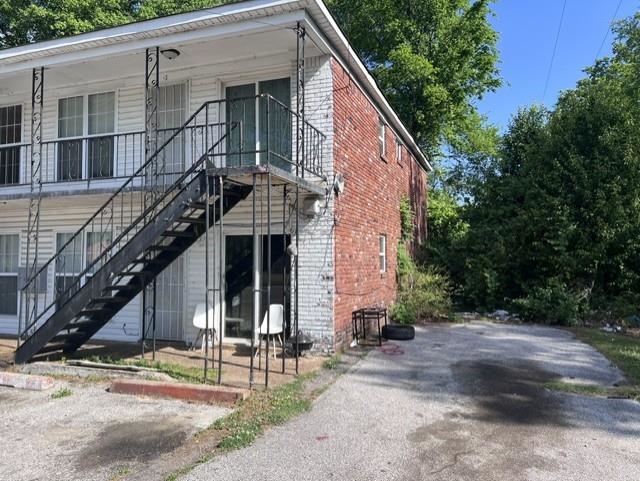 3920 Kimball Ave Property Photo 3