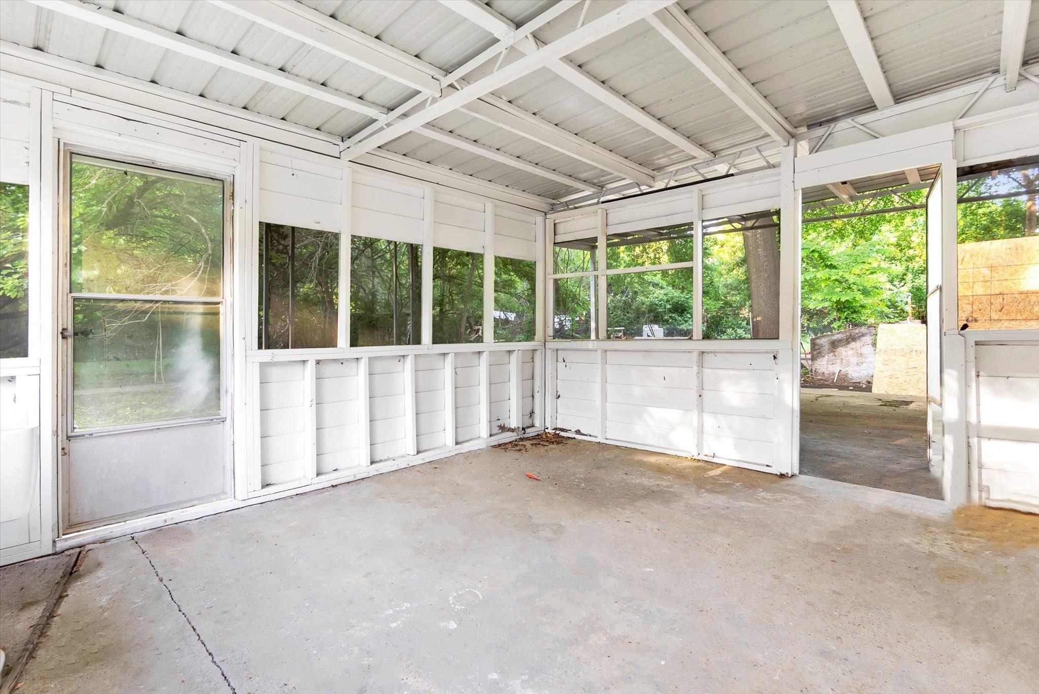 3354 Guernsey Ave Property Photo 18