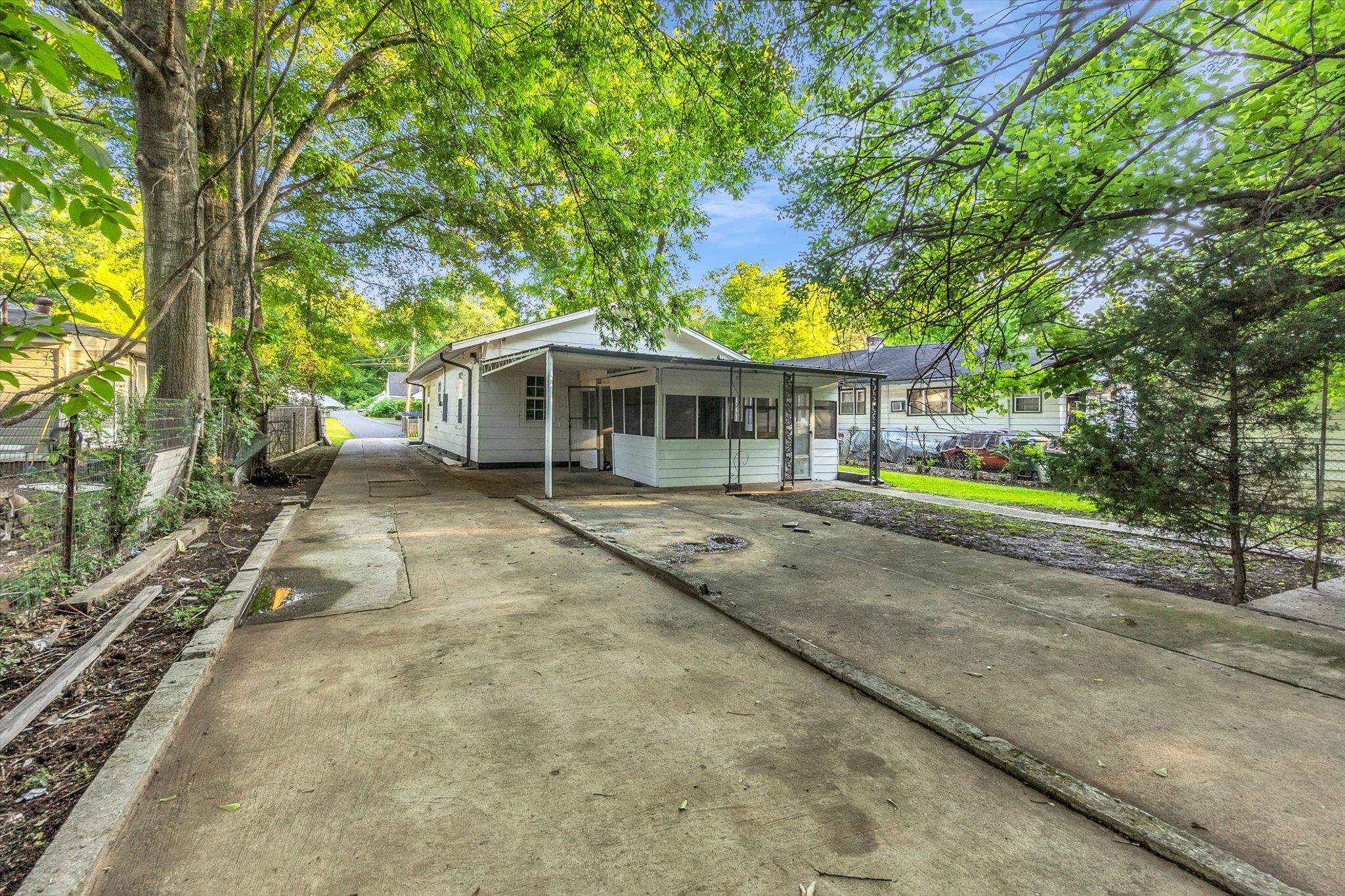 3354 Guernsey Ave Property Photo 21