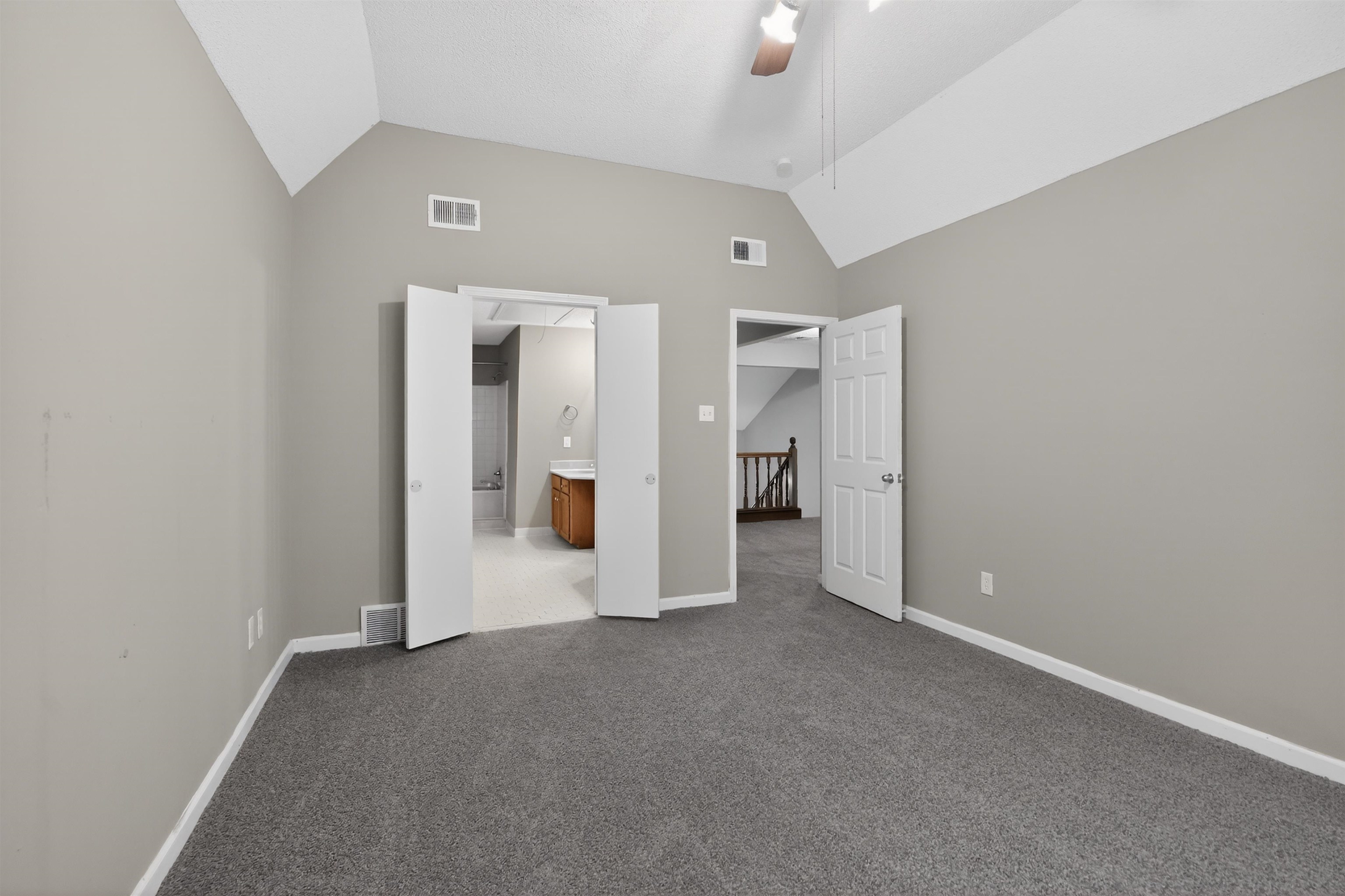 1609 Red Barn Dr Property Photo 21