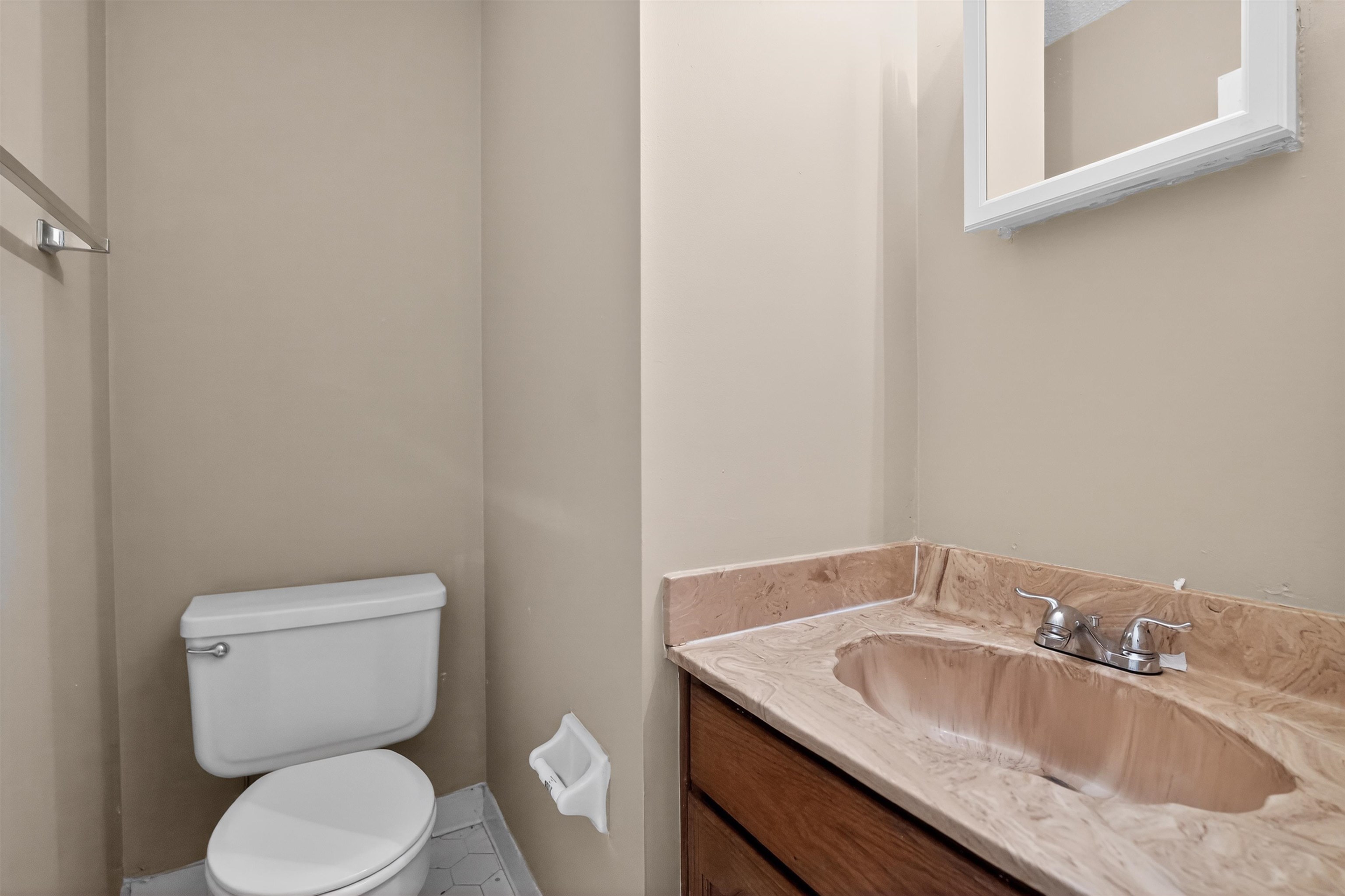 1609 Red Barn Dr Property Photo 24