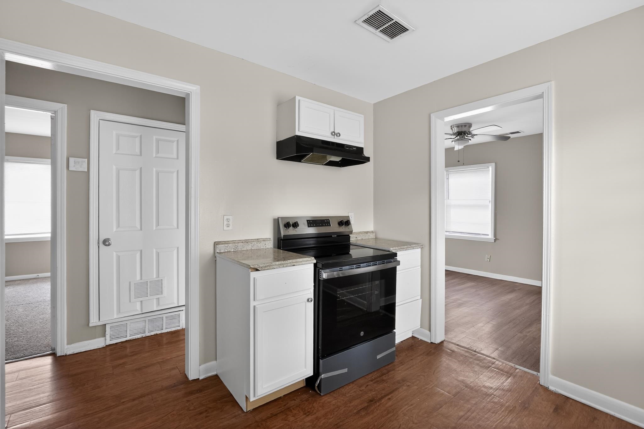 624 Mohawk Ave Property Photo 23