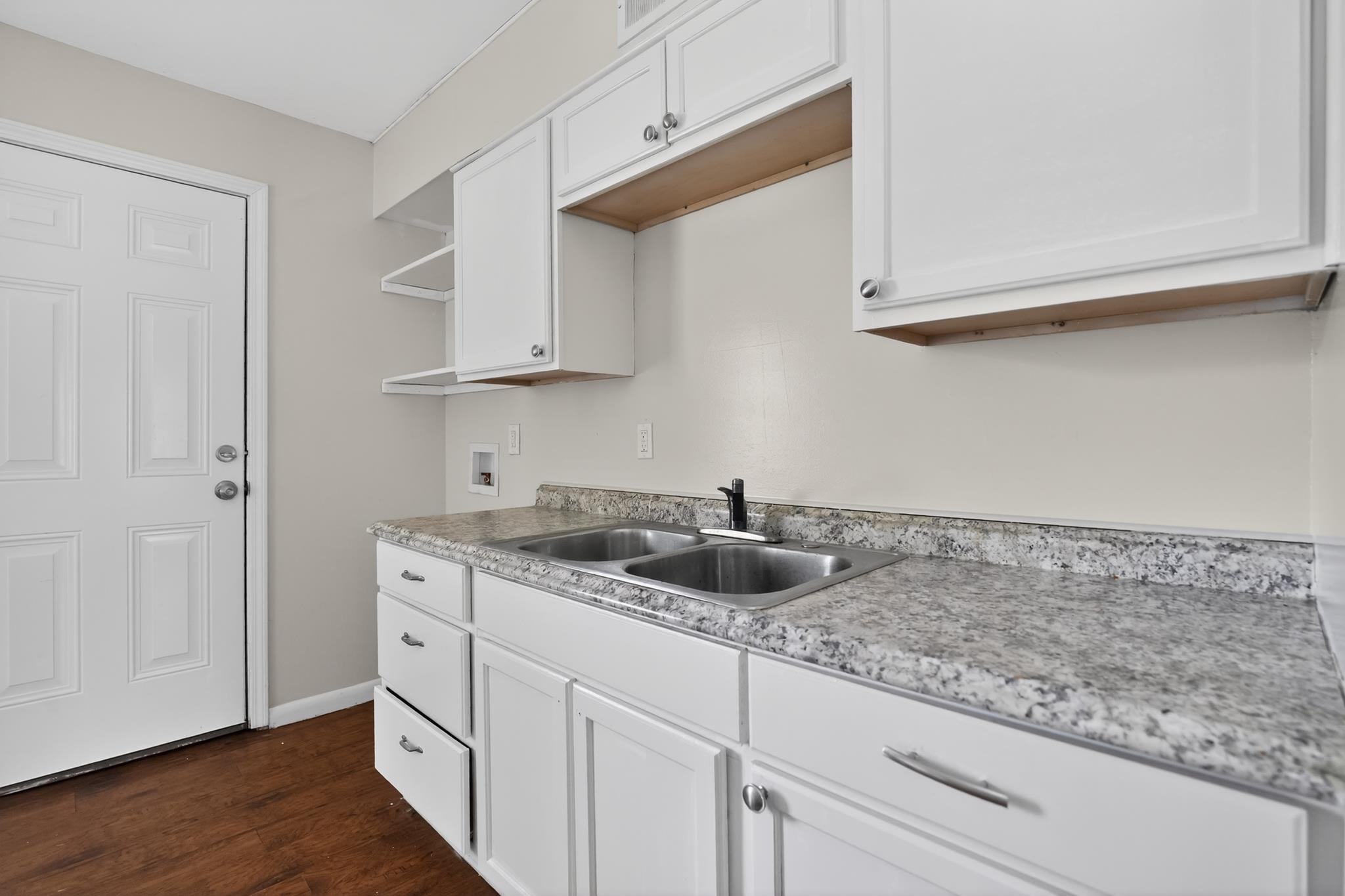 624 Mohawk Ave Property Photo 24