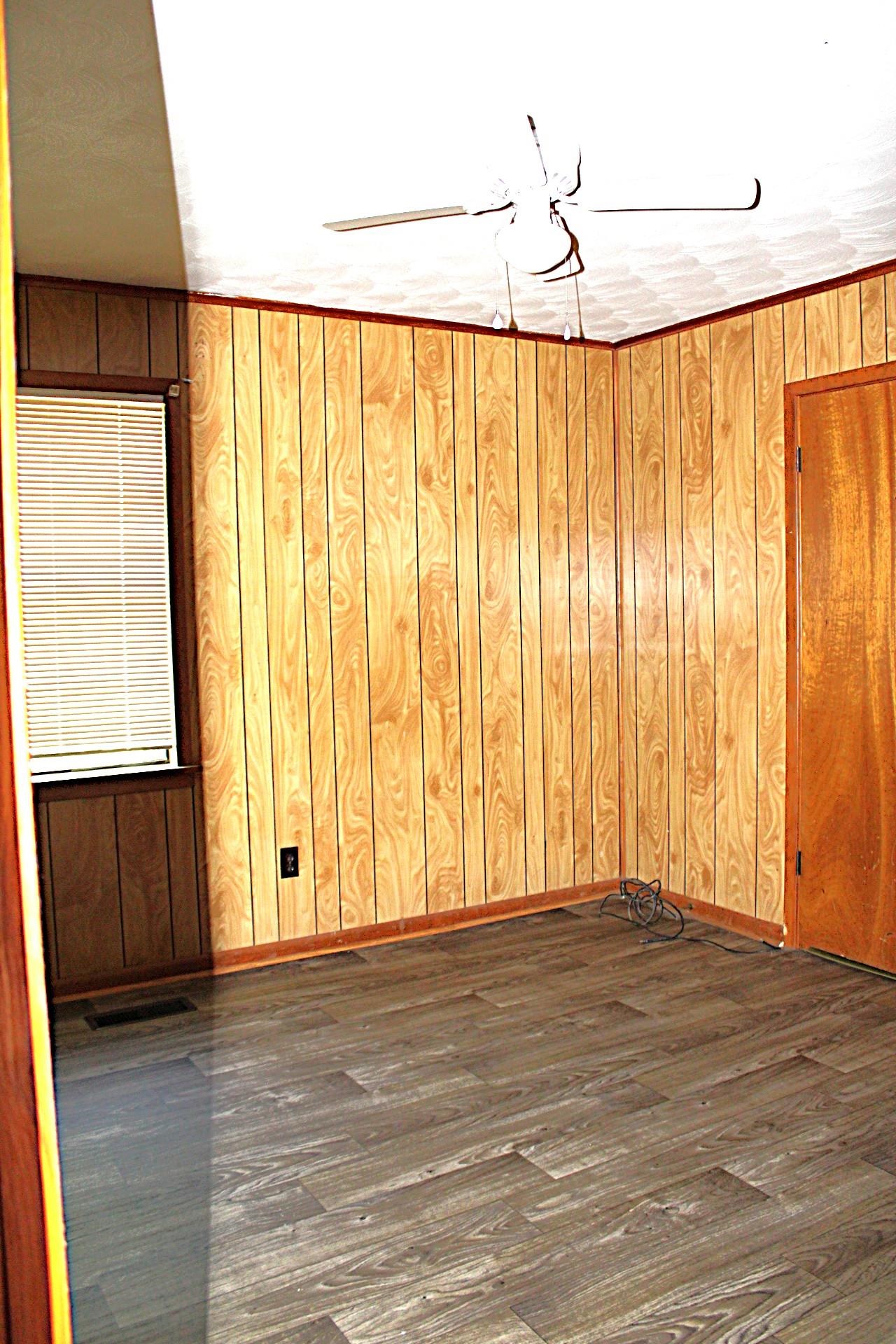 584 Chisholm Lake Rd Property Photo 13