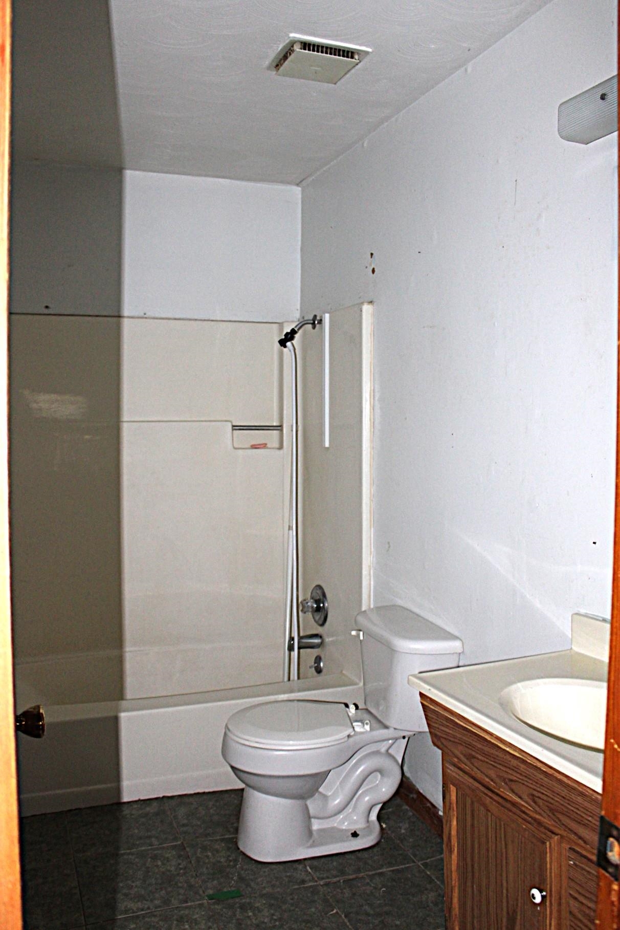 584 Chisholm Lake Rd Property Photo 18