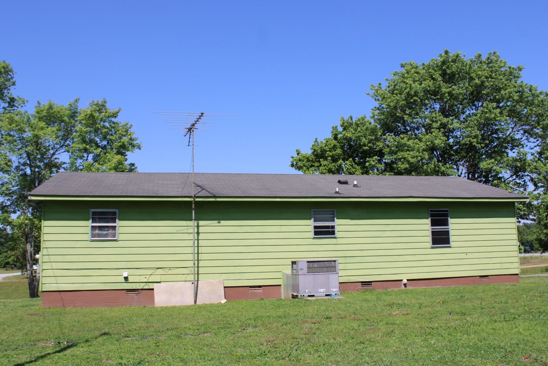584 Chisholm Lake Rd Property Photo 25