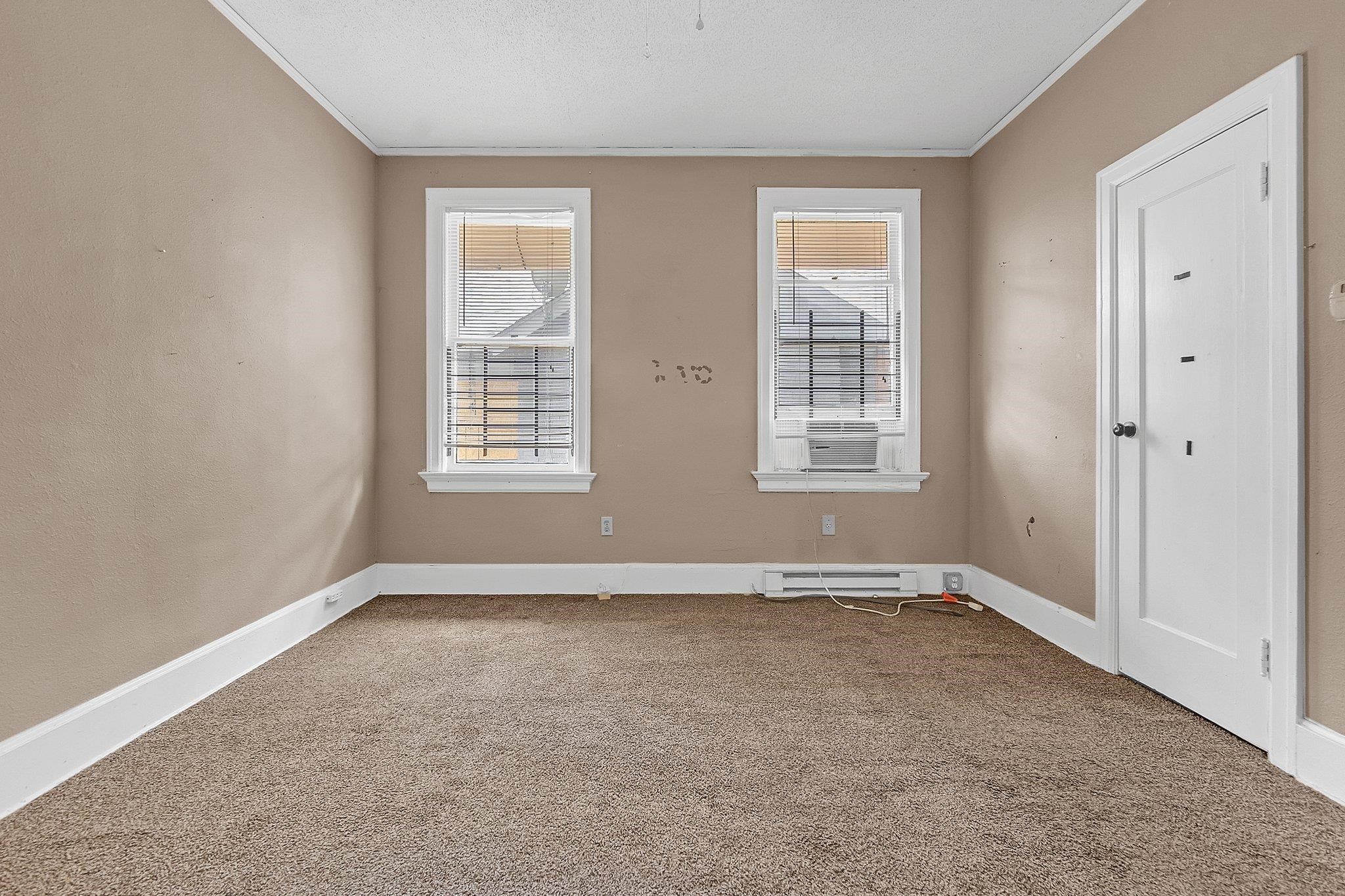 925 N Willett St Property Photo 24
