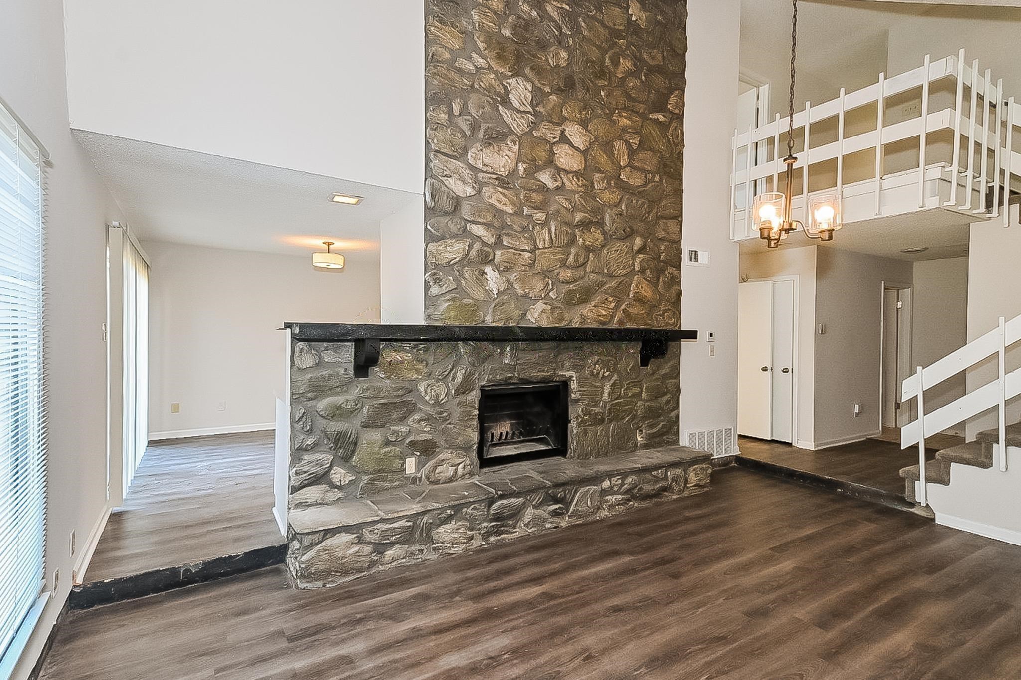 4215 Del Norte St Property Photo 4