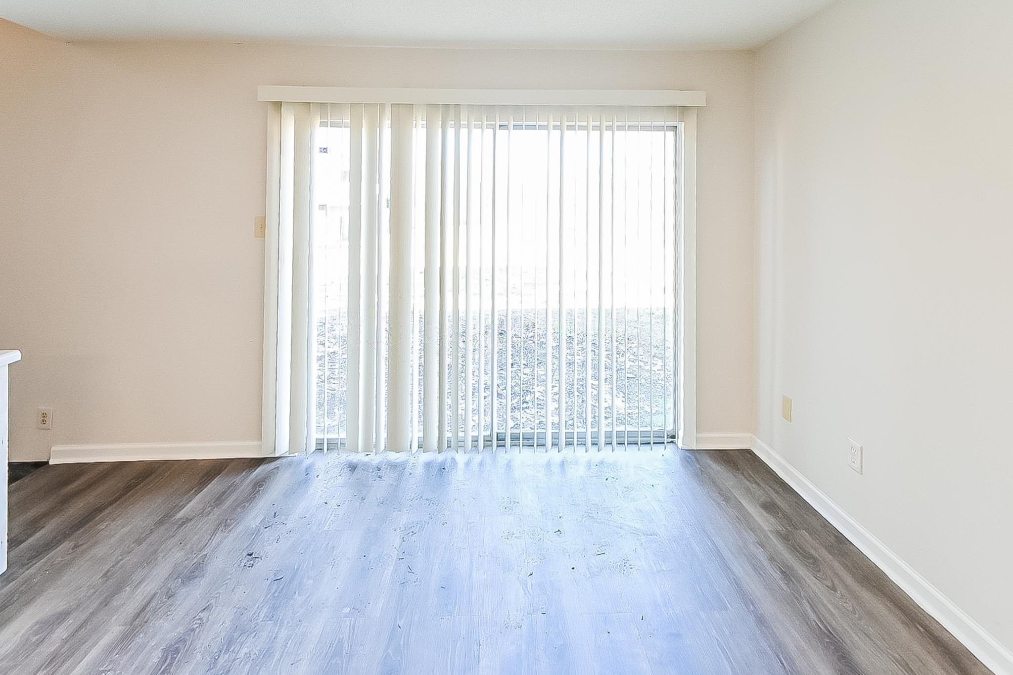 4215 Del Norte St Property Photo 5