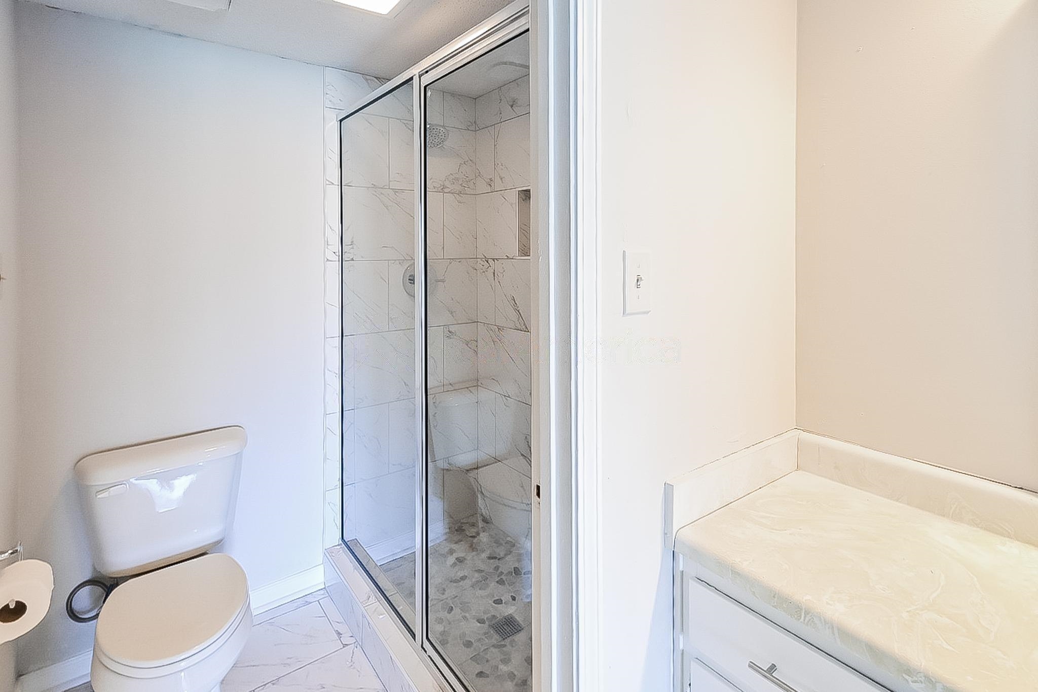 4215 Del Norte St Property Photo 9