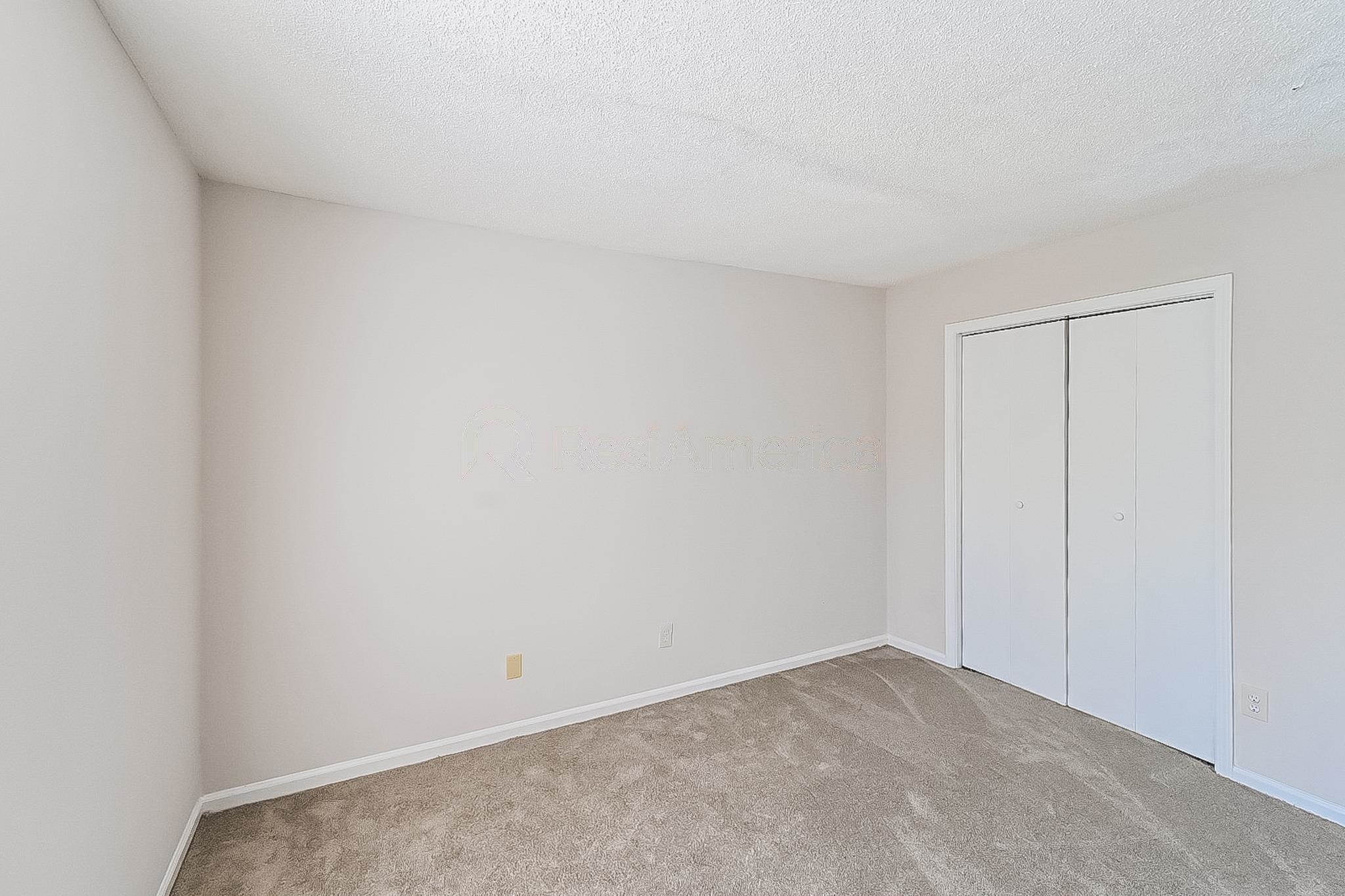 4215 Del Norte St Property Photo 11