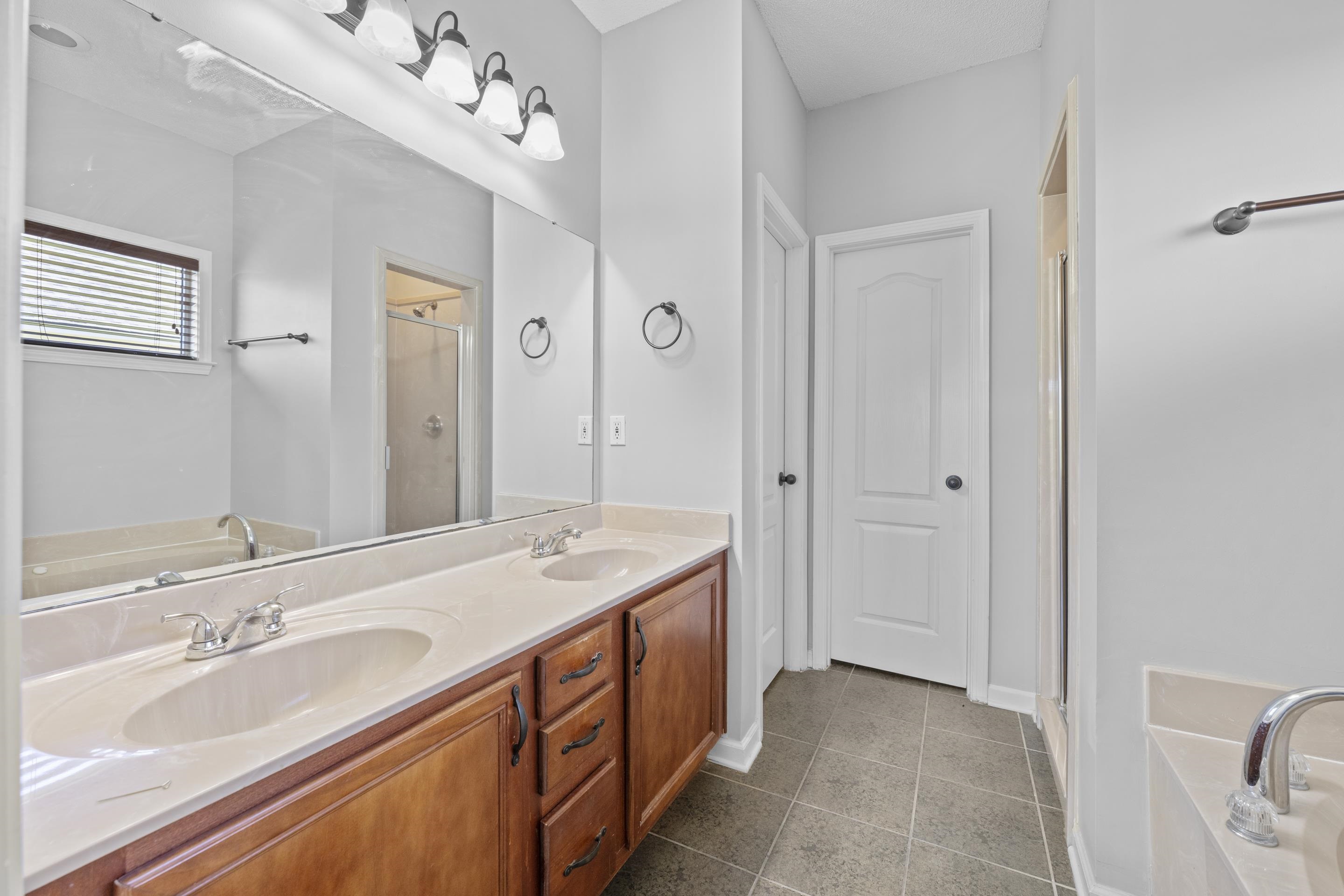 50 Abbey Rd Property Photo 16