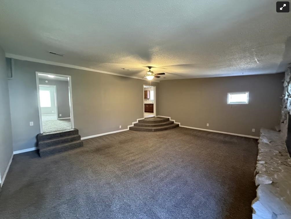 3312 University St Property Photo 4