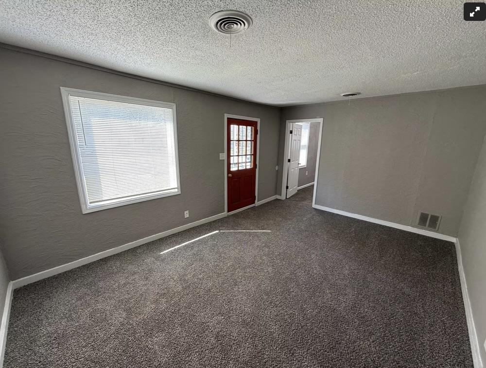 3312 University St Property Photo 5