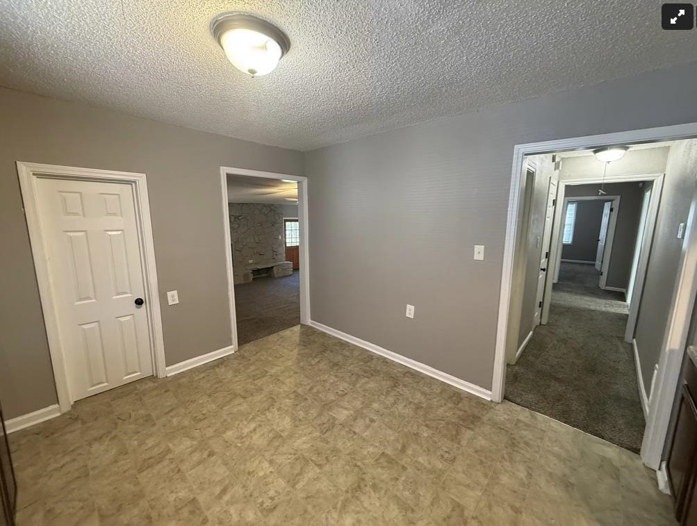 3312 University St Property Photo 8
