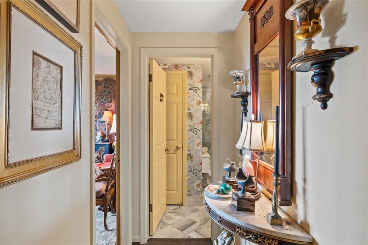 475 N Highland Ave 12a B Property Photo 25