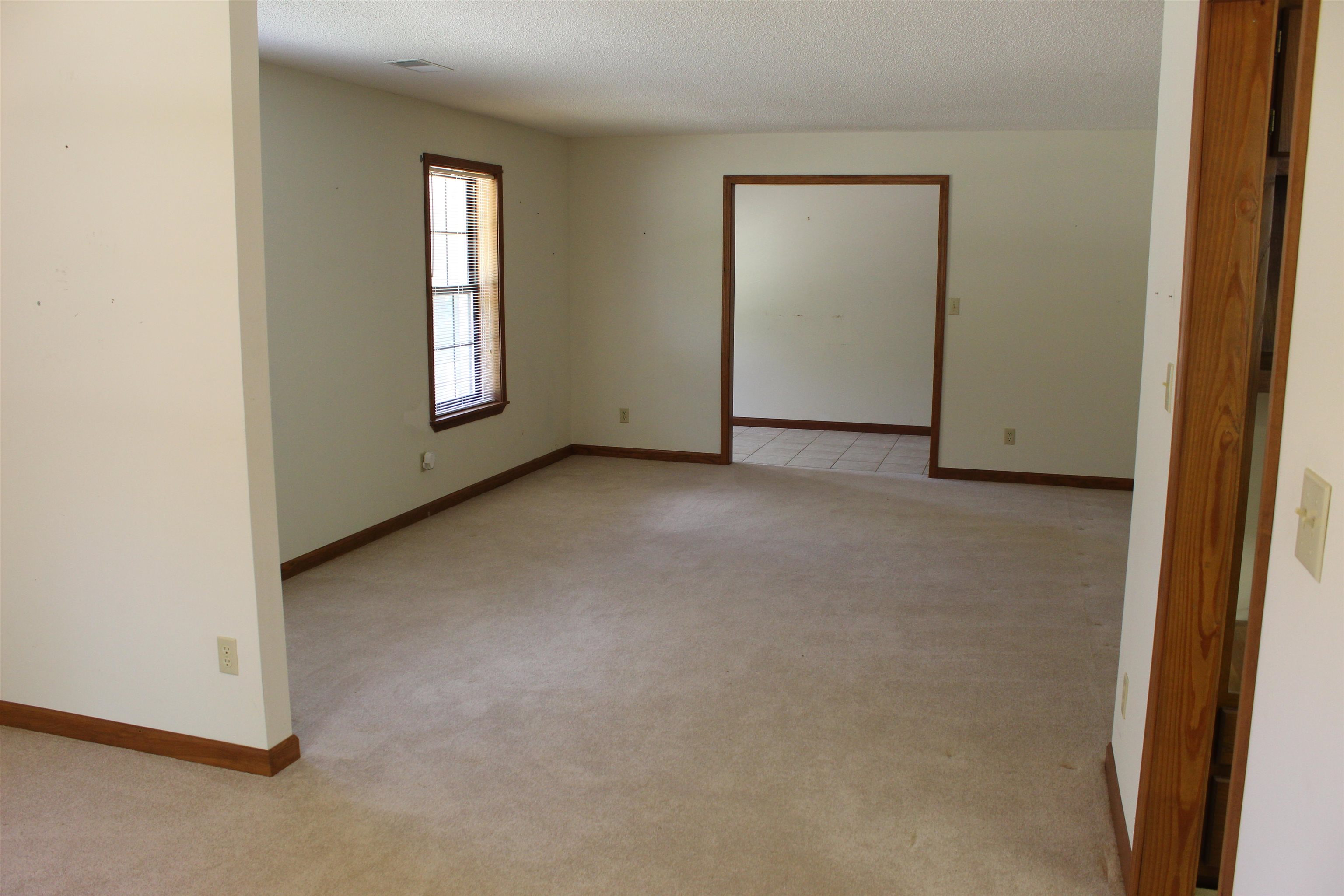 3360 Ebenezer Rd Property Photo 7