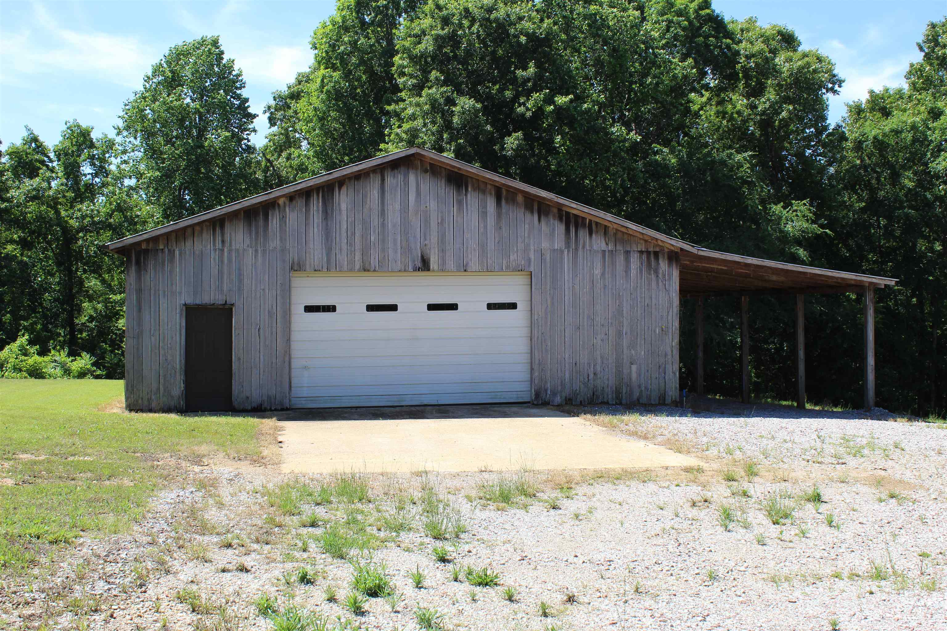3360 Ebenezer Rd Property Photo 22
