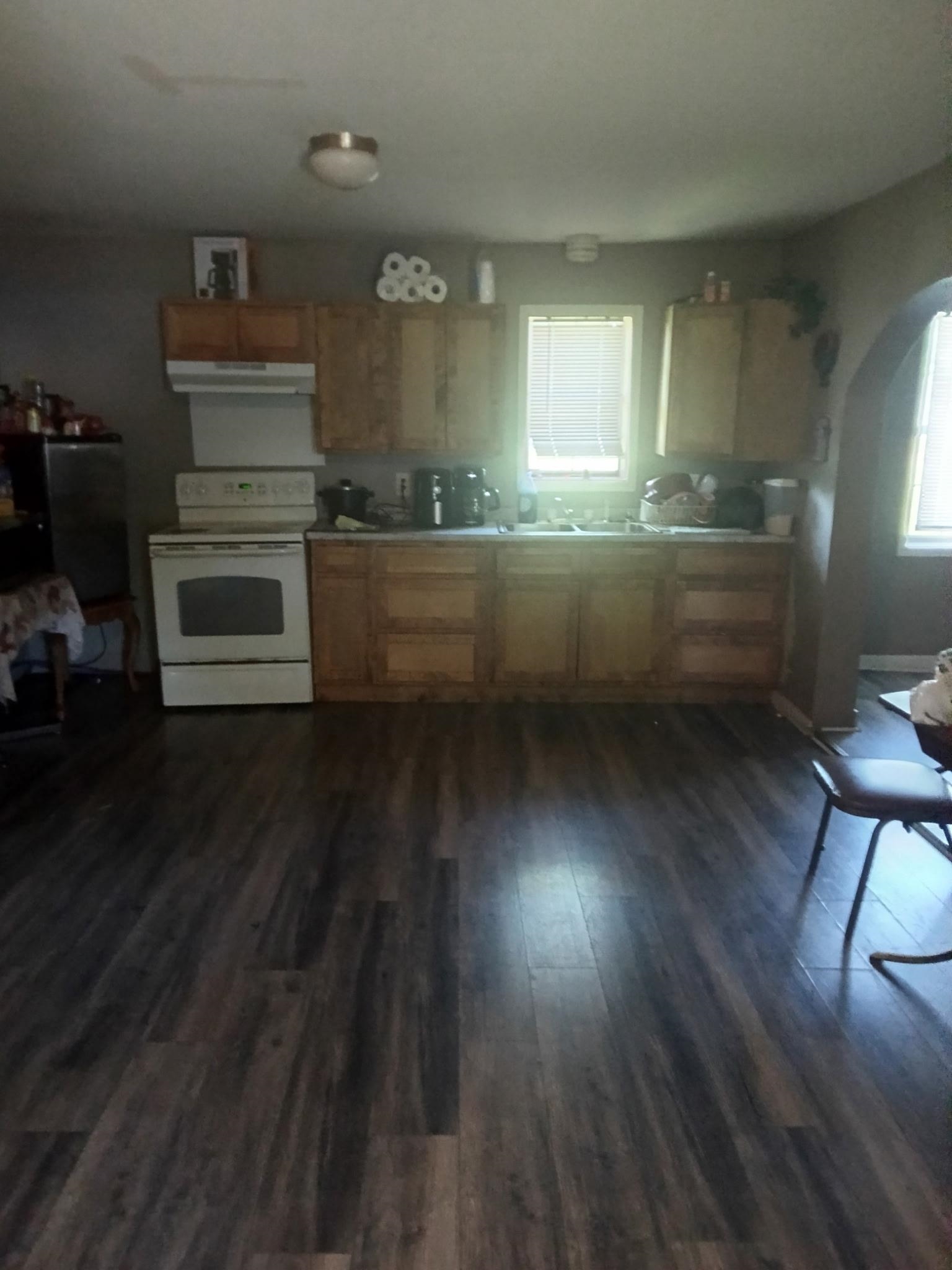 601 S Main St Property Photo 4