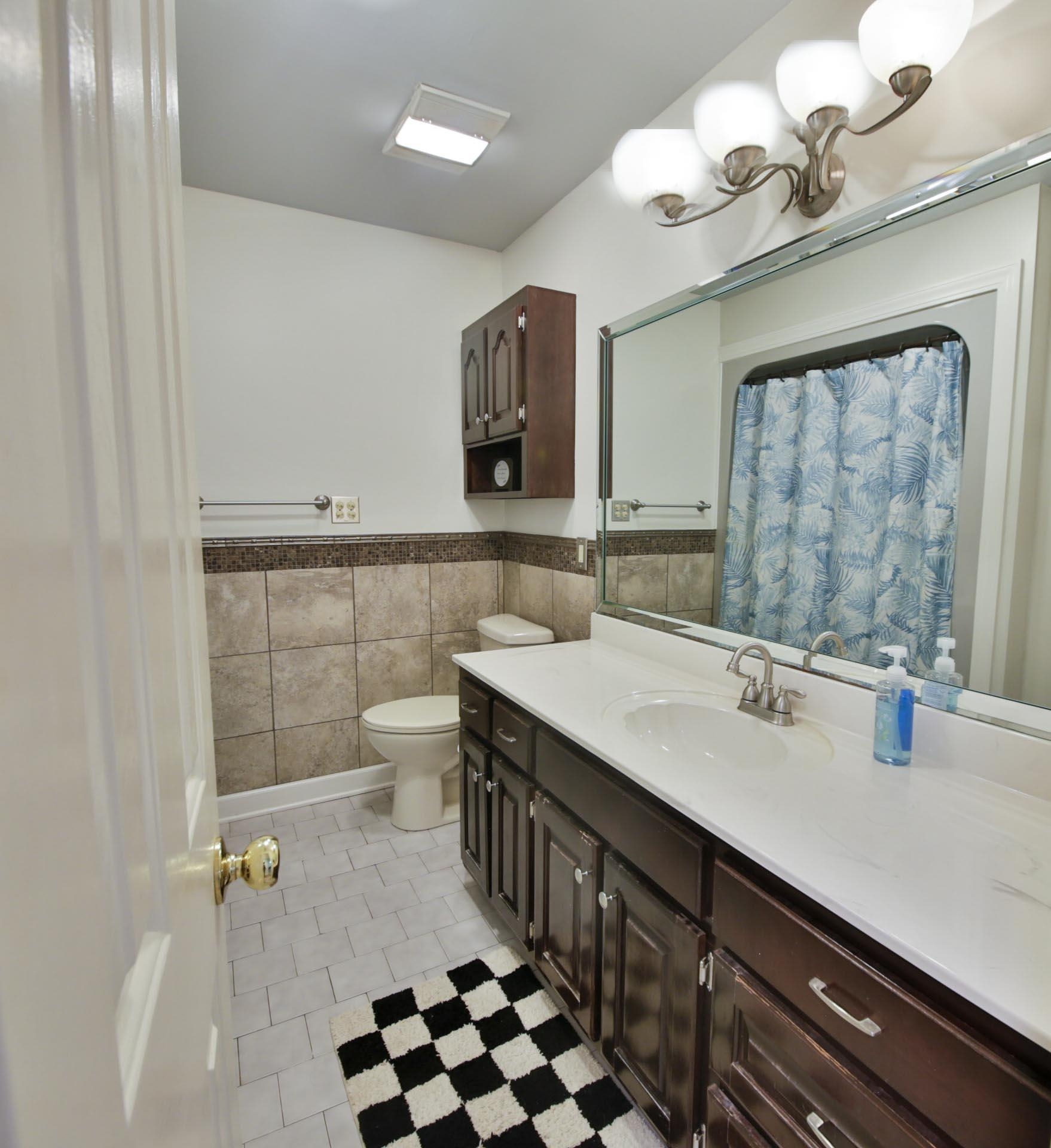 901 Armstrong Rd Property Photo 19