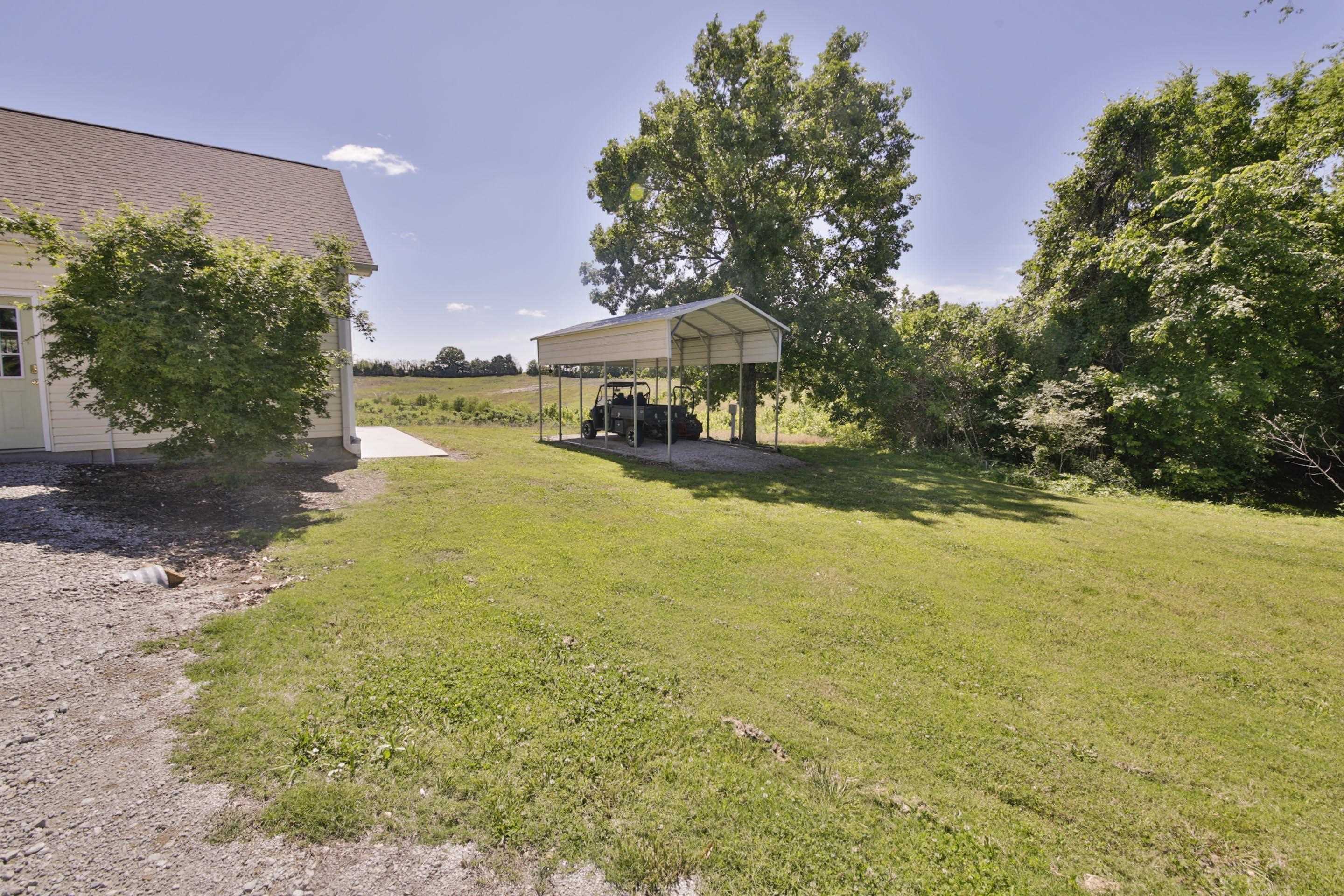 901 Armstrong Rd Property Photo 33