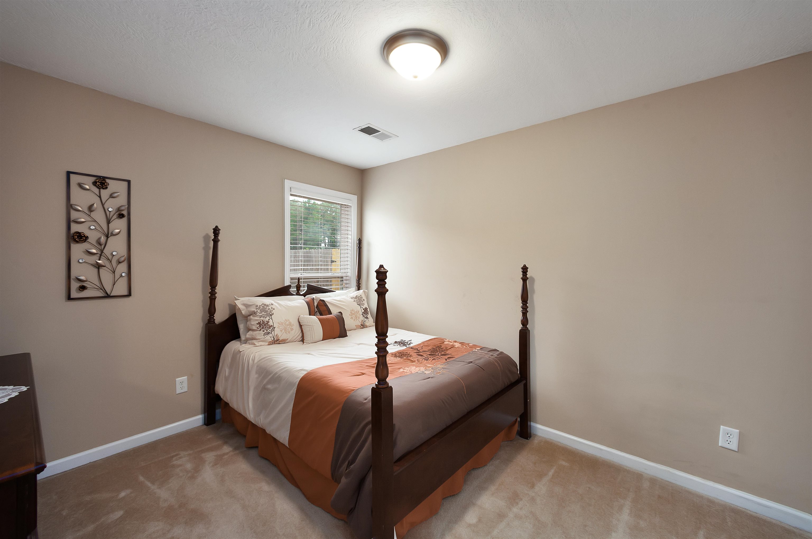 156 Lancaster Dr Property Photo 17
