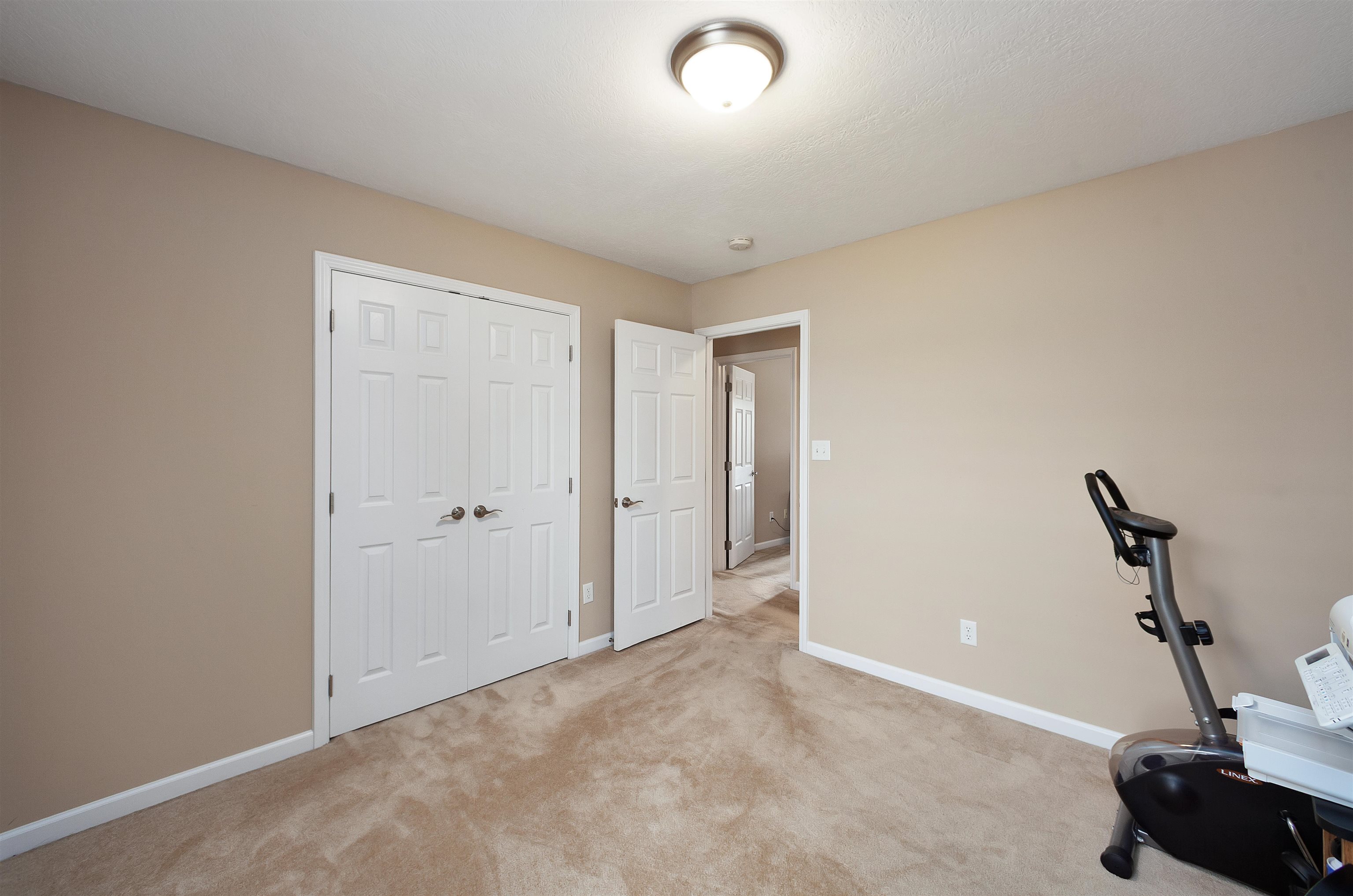 156 Lancaster Dr Property Photo 23