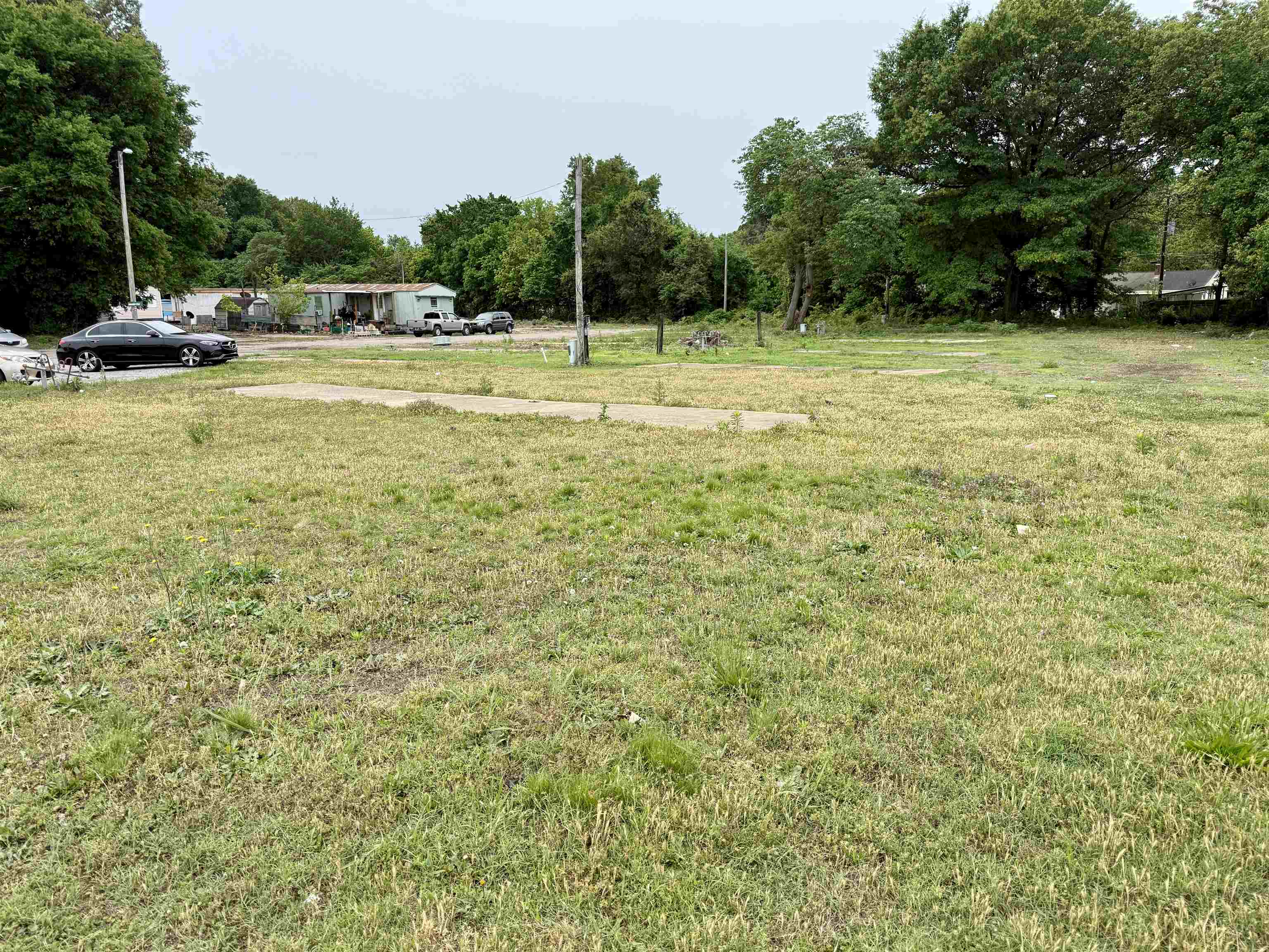 3023 Lamar Ave Property Photo 4