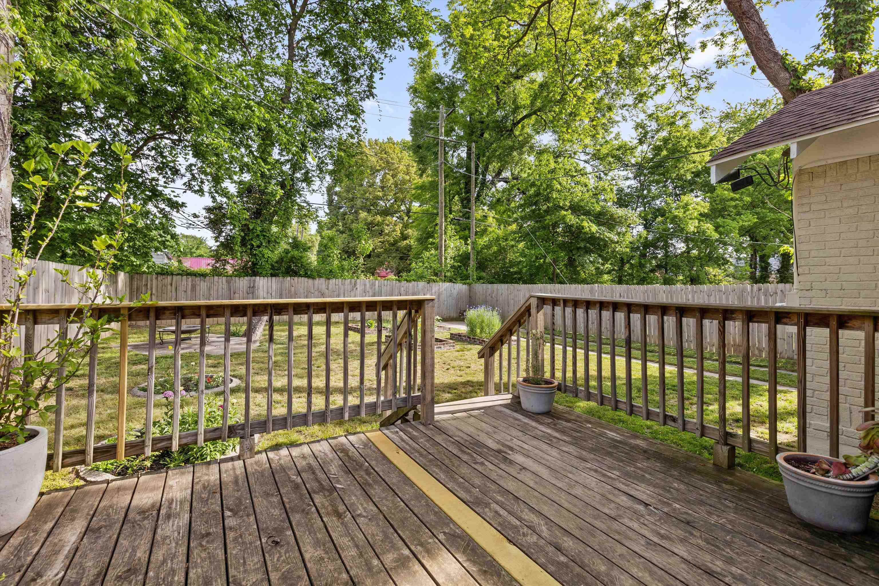 2066 E Mclemore Ave Property Photo 23